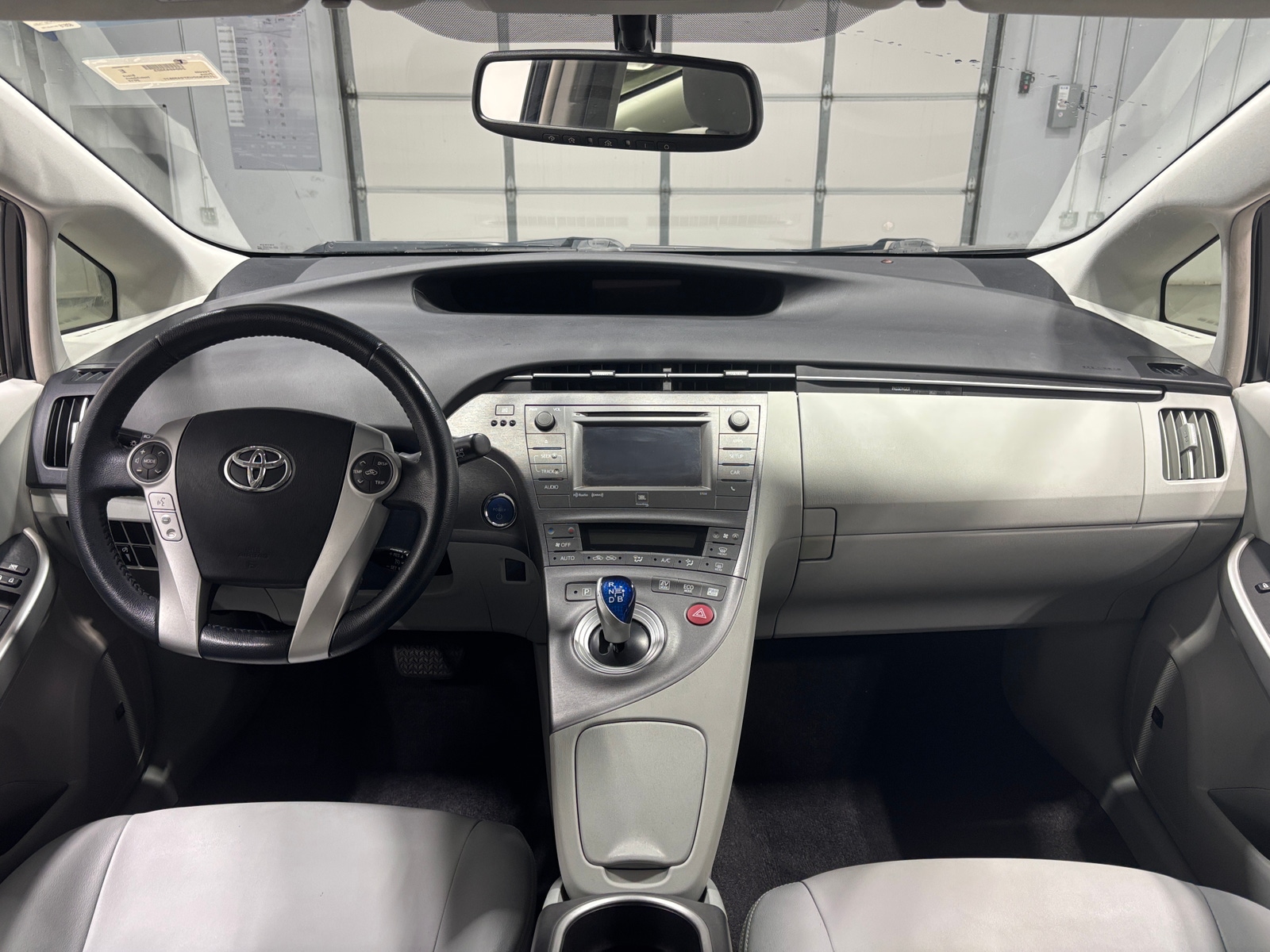 Thumbnail: 2015 Toyota Prius - 3