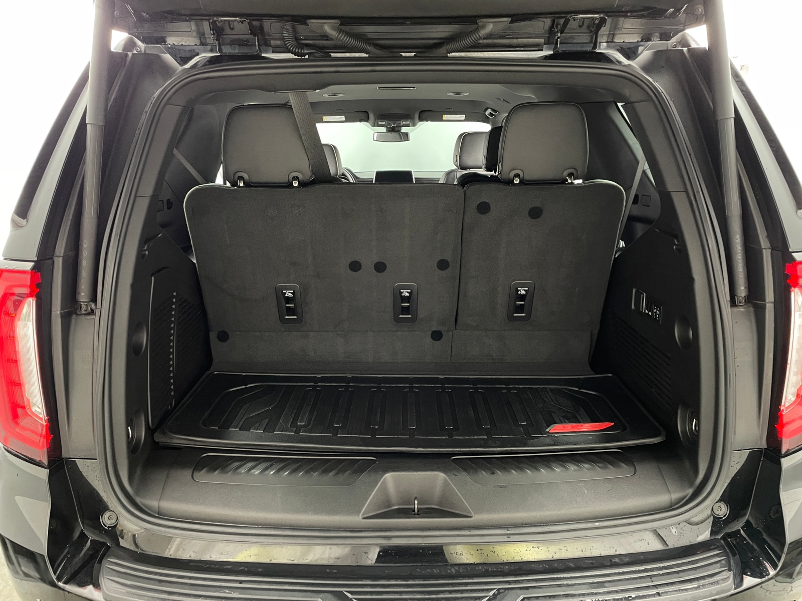 Thumbnail: 2022 GMC Yukon - 6