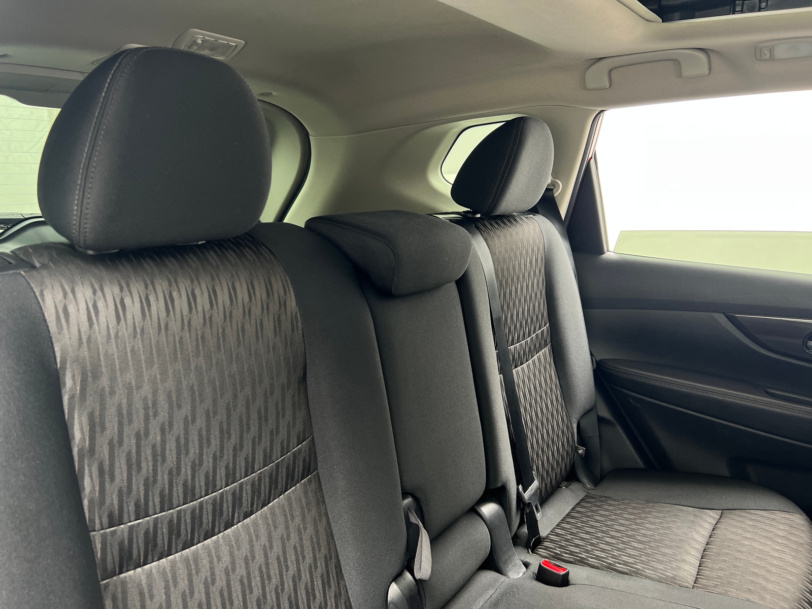 Thumbnail: 2019 Nissan Rogue - 6