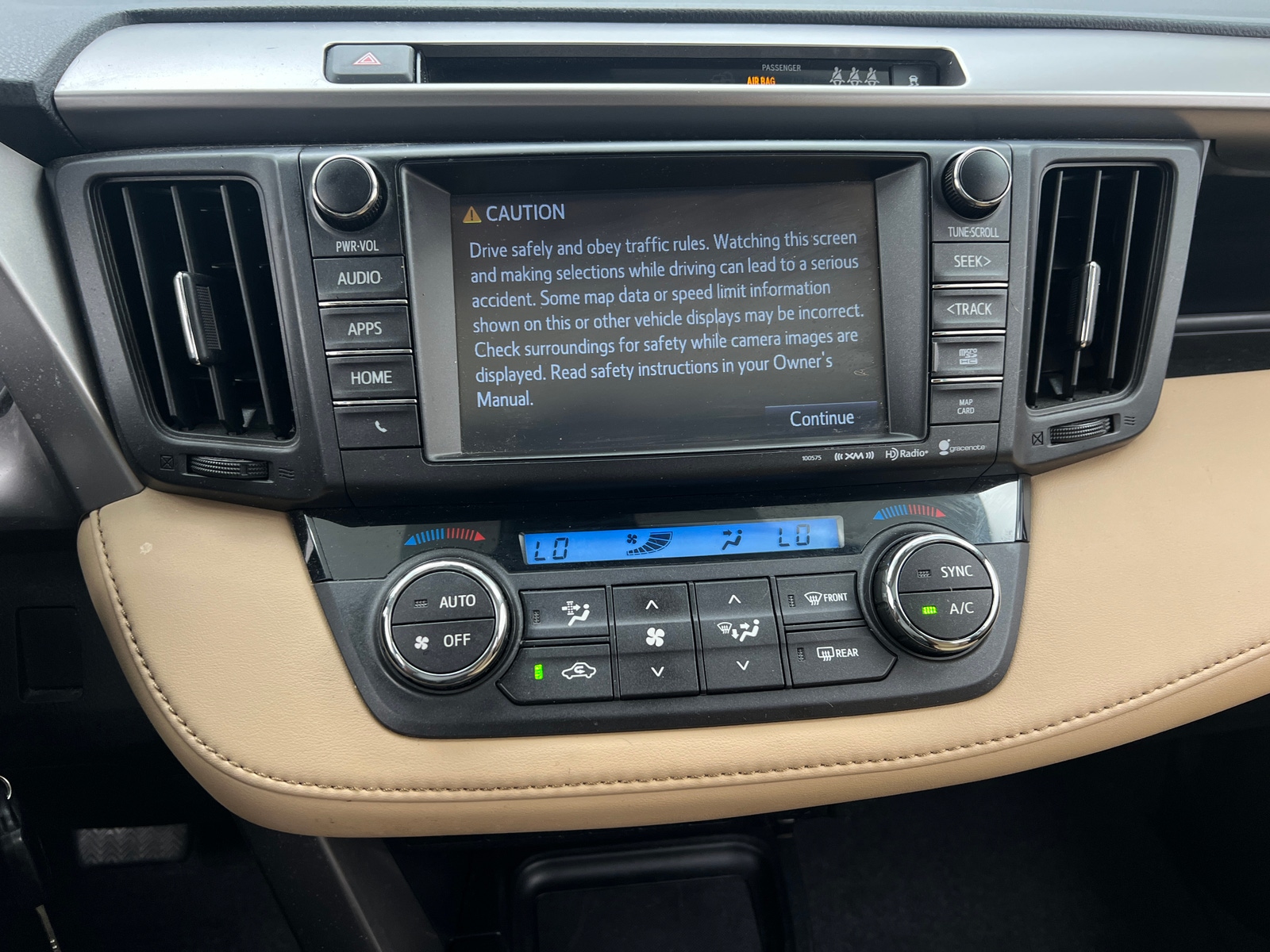 Thumbnail: 2017 Toyota RAV4 - 4