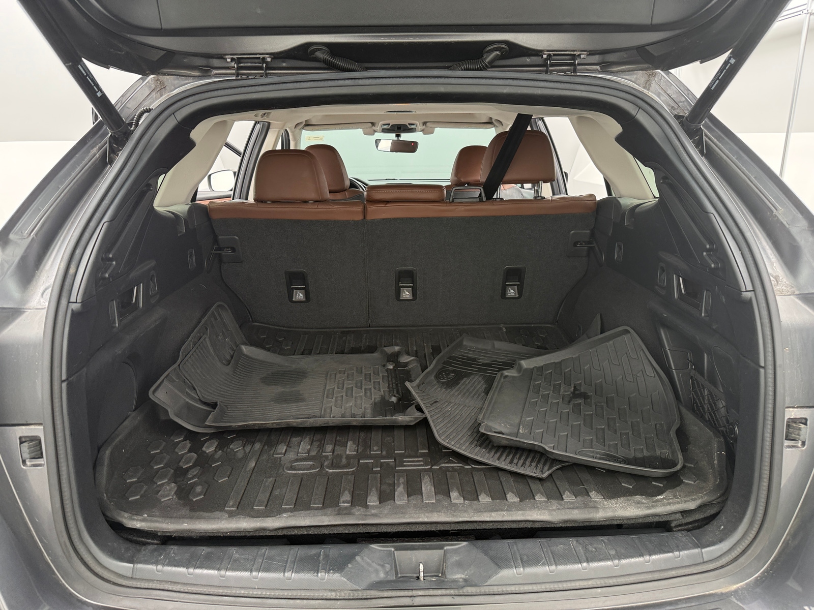 Thumbnail: 2020 Subaru Outback - 6