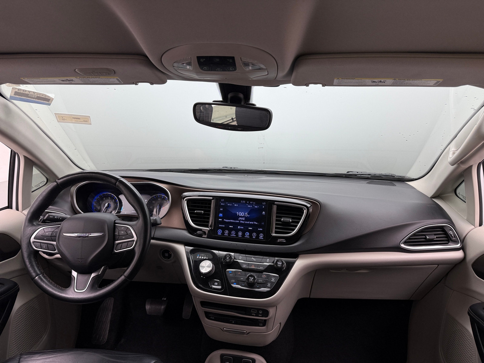 Thumbnail: 2017 Chrysler Pacifica - 2