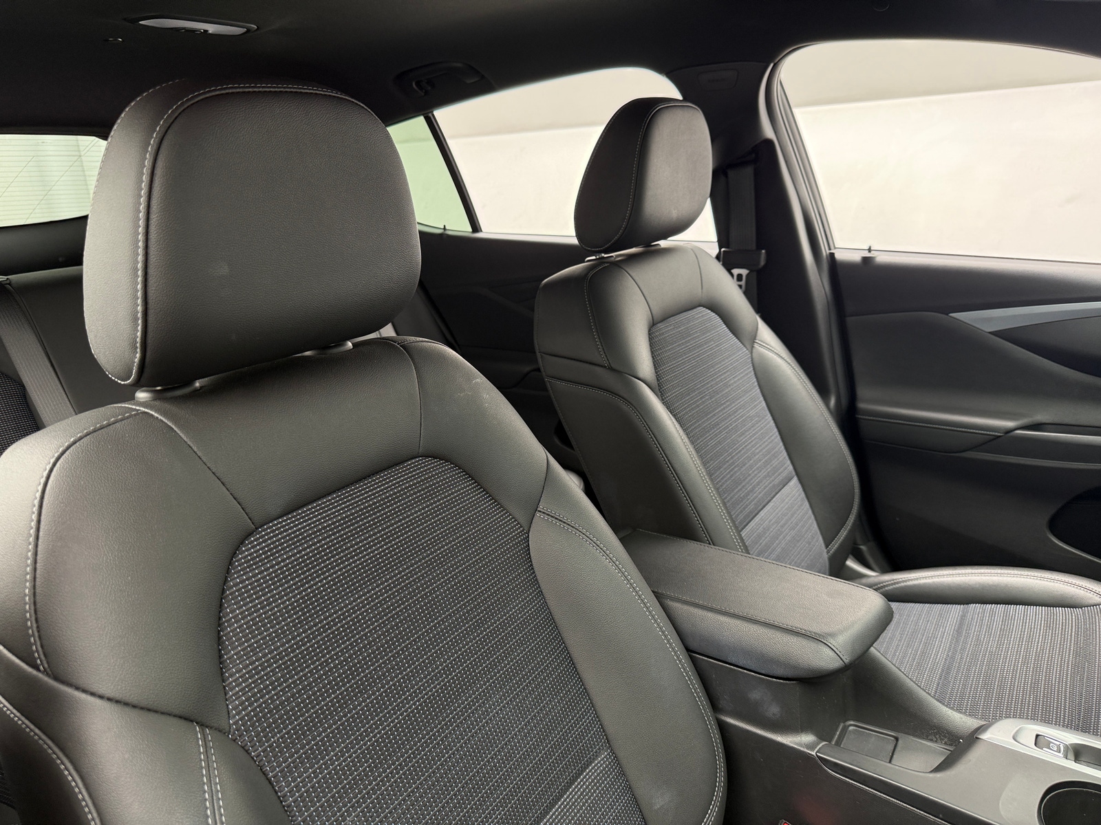 Thumbnail: 2025 Buick Envista - 2