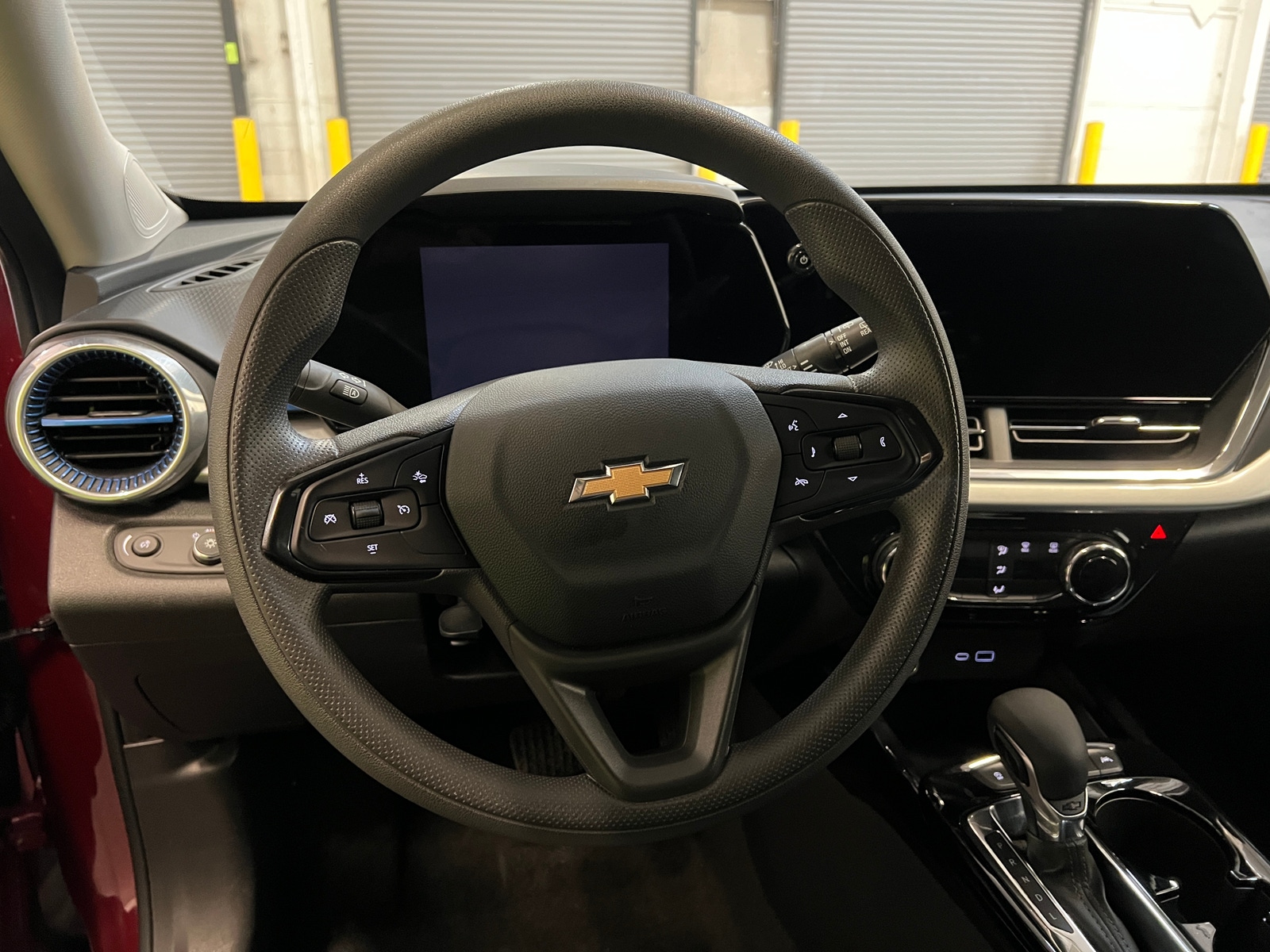 Thumbnail: 2025 Chevrolet Trax - 5