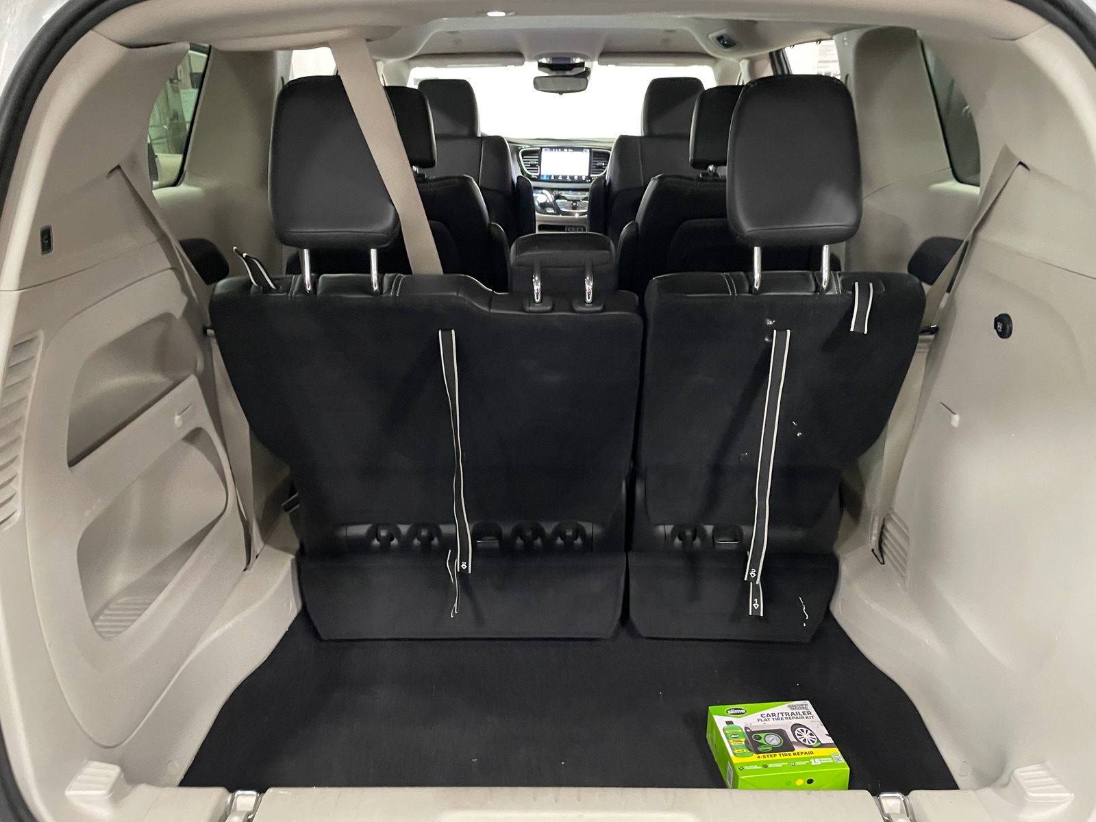 Thumbnail: 2024 Chrysler Pacifica - 6