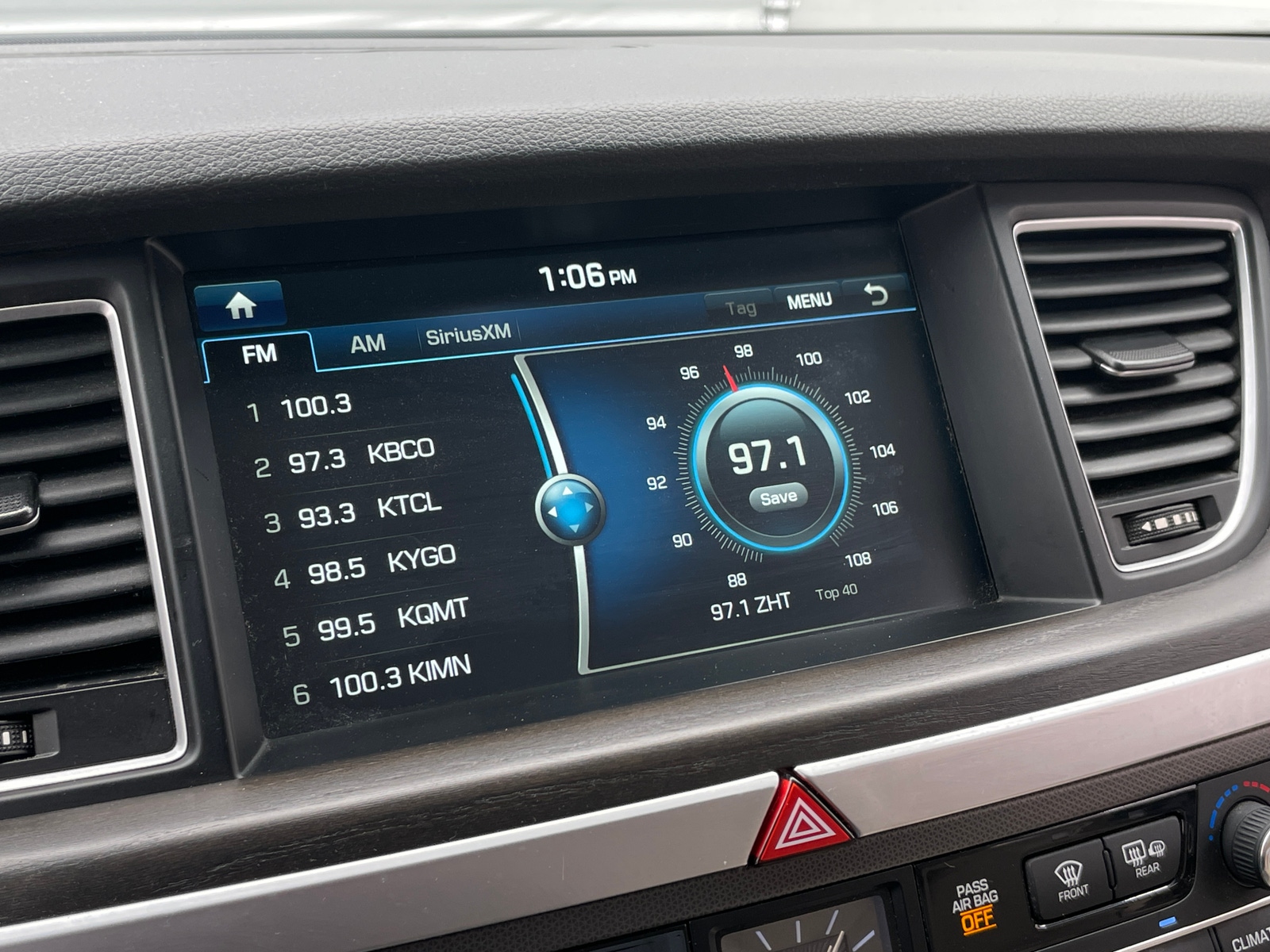 Thumbnail: 2017 Genesis G80 - 3