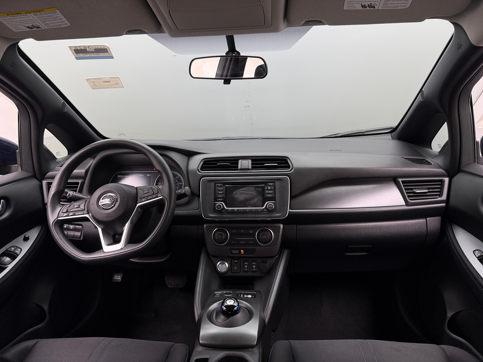 Thumbnail: 2018 Nissan Leaf - 3