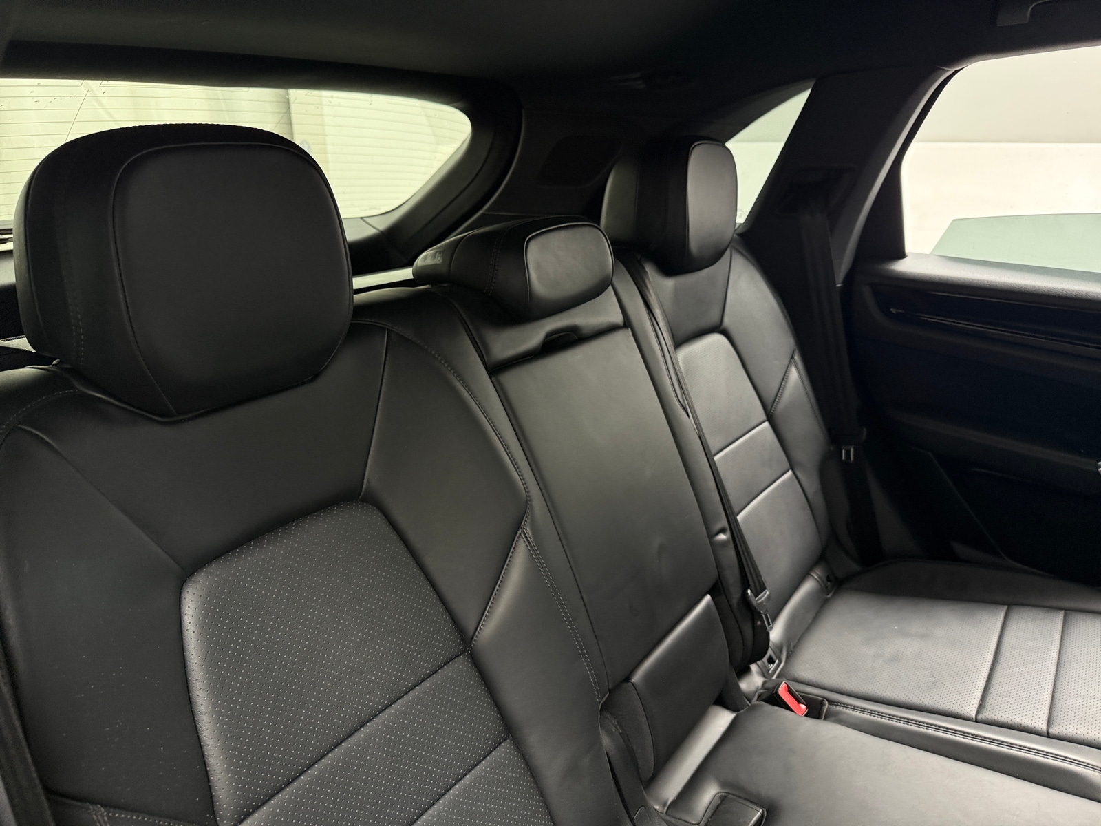 Thumbnail: 2019 Porsche Cayenne - 5