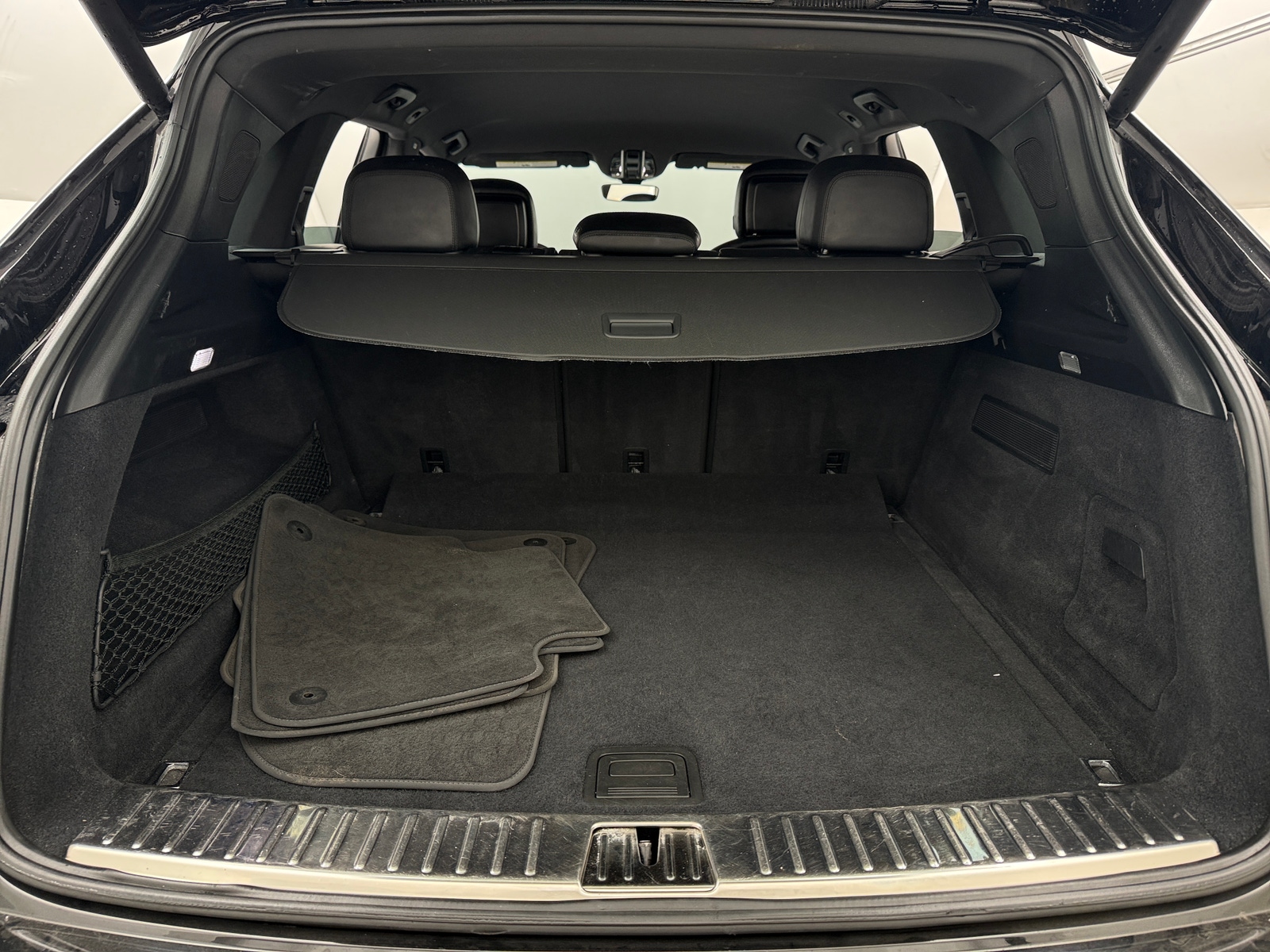 Thumbnail: 2019 Porsche Cayenne - 6