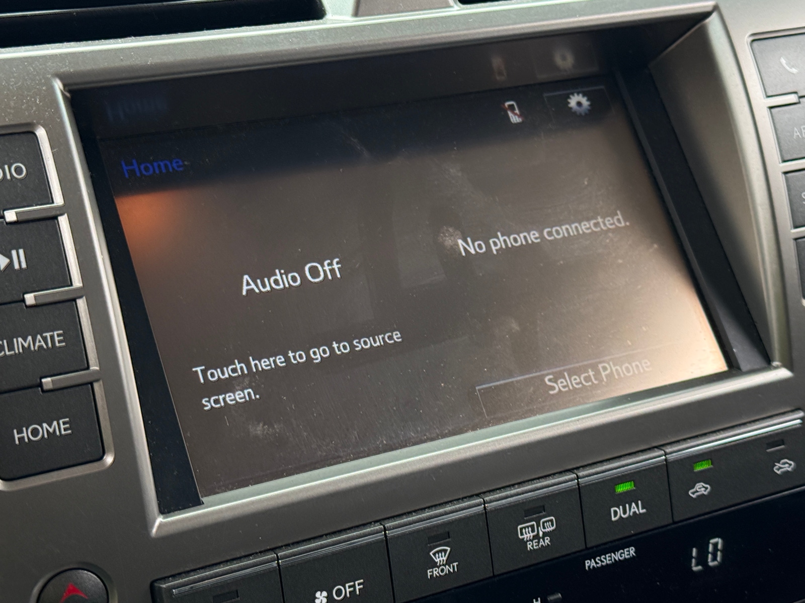 Thumbnail: 2015 Lexus GX - 3