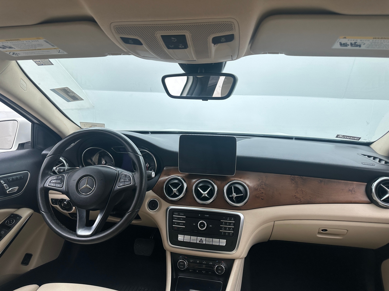 Thumbnail: 2018 Mercedes-Benz GLA - 2