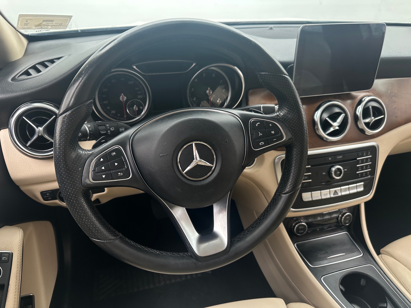 Thumbnail: 2018 Mercedes-Benz GLA - 4