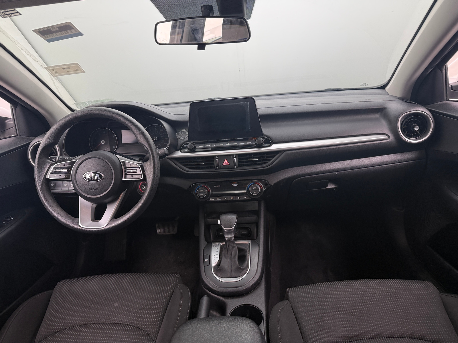 Thumbnail: 2019 Kia Forte - 3