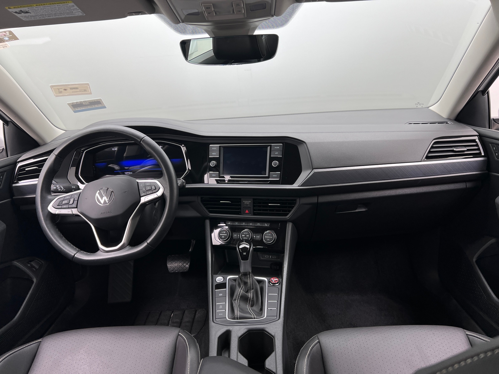 Thumbnail: 2023 Volkswagen Jetta - 2