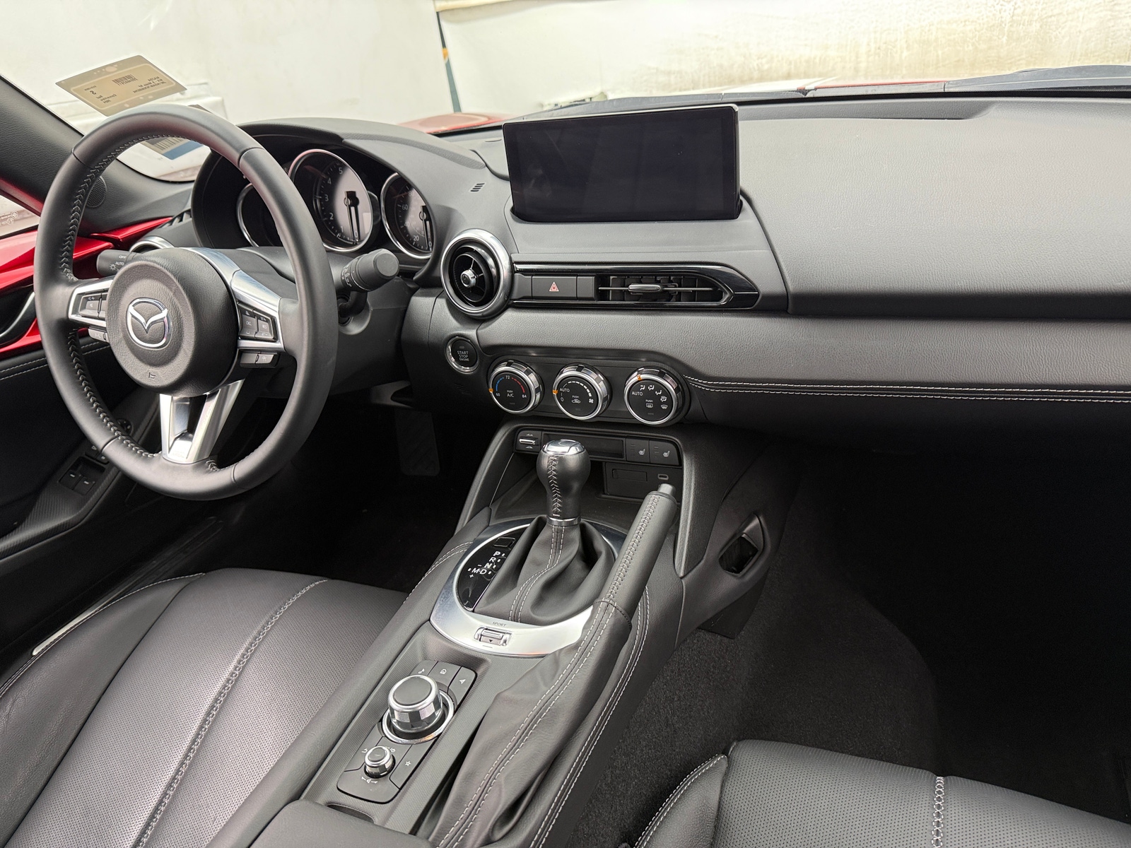 Thumbnail: 2024 Mazda MX-5 Miata - 2