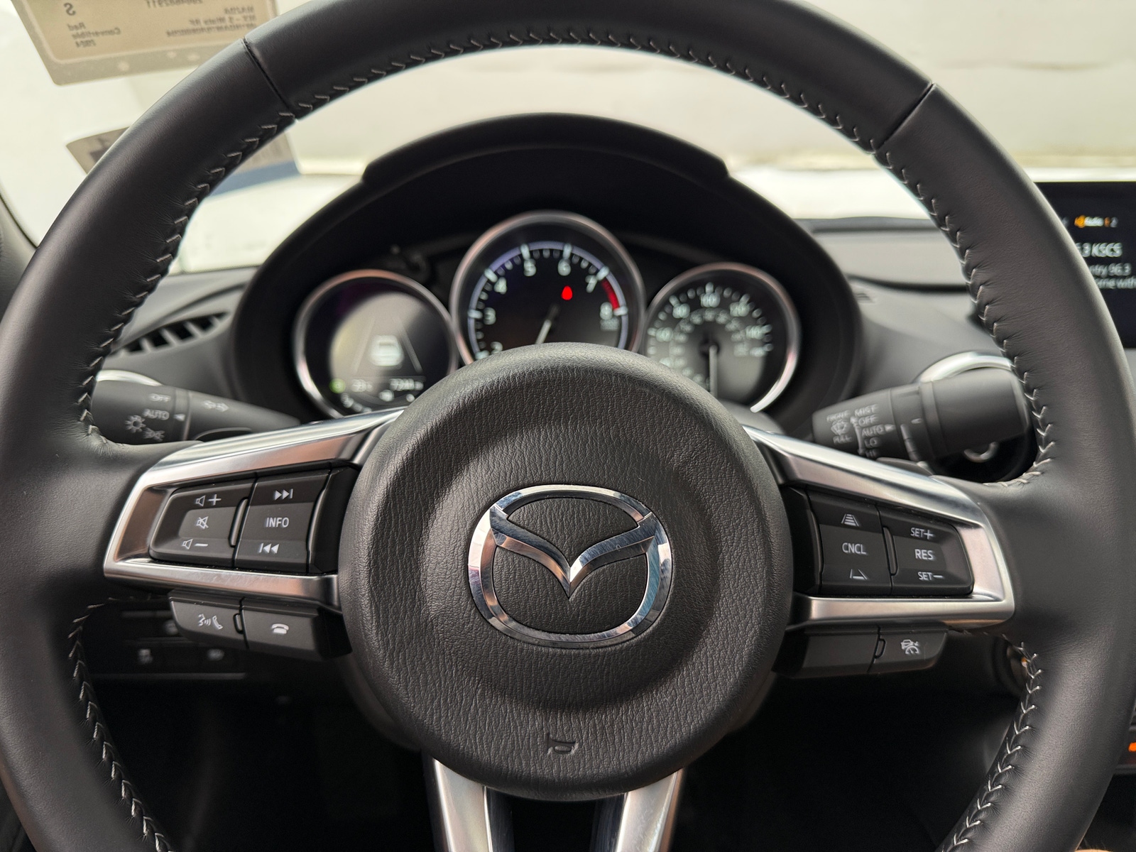 Thumbnail: 2024 Mazda MX-5 Miata - 4