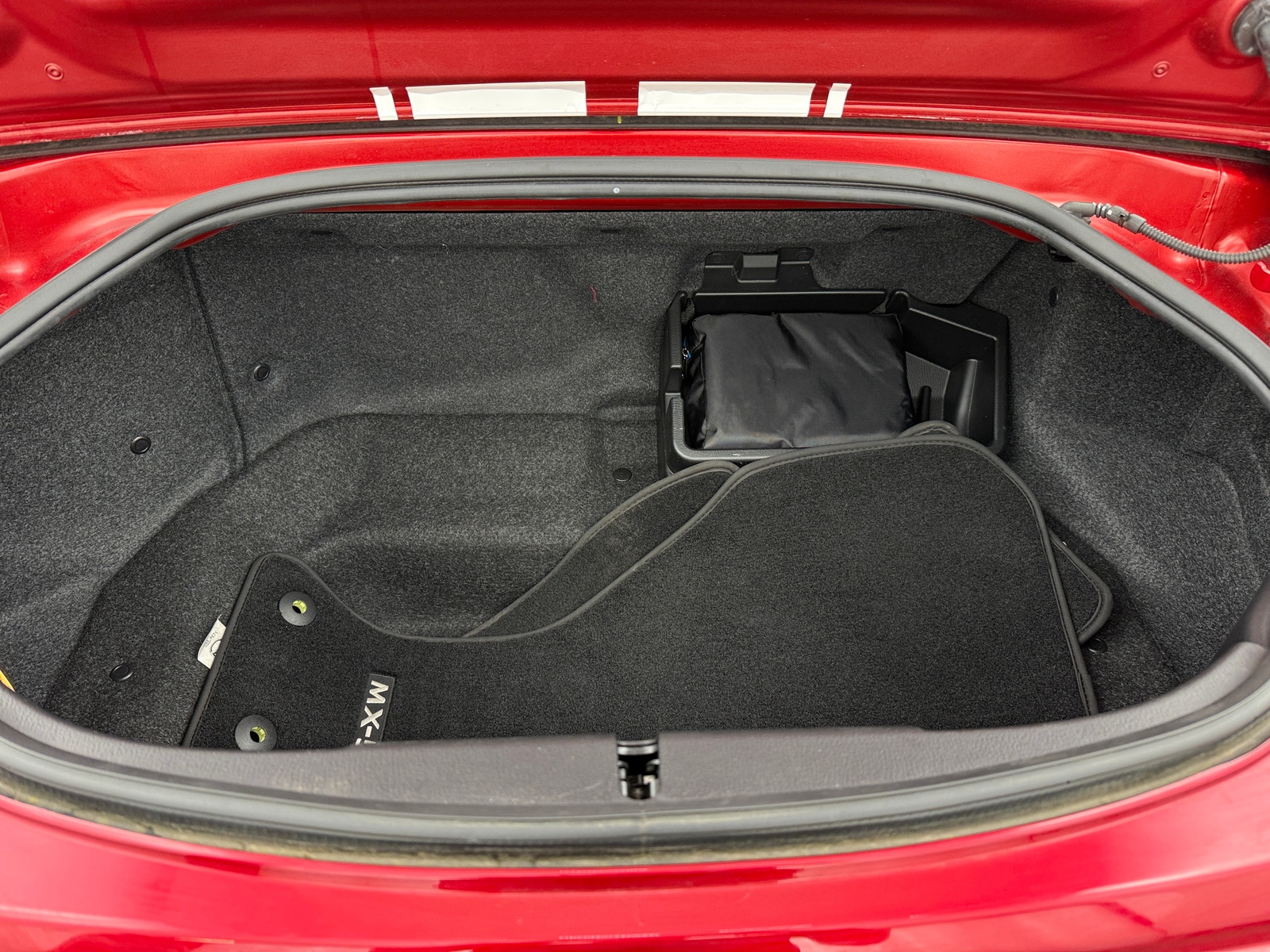 Thumbnail: 2024 Mazda MX-5 Miata - 5