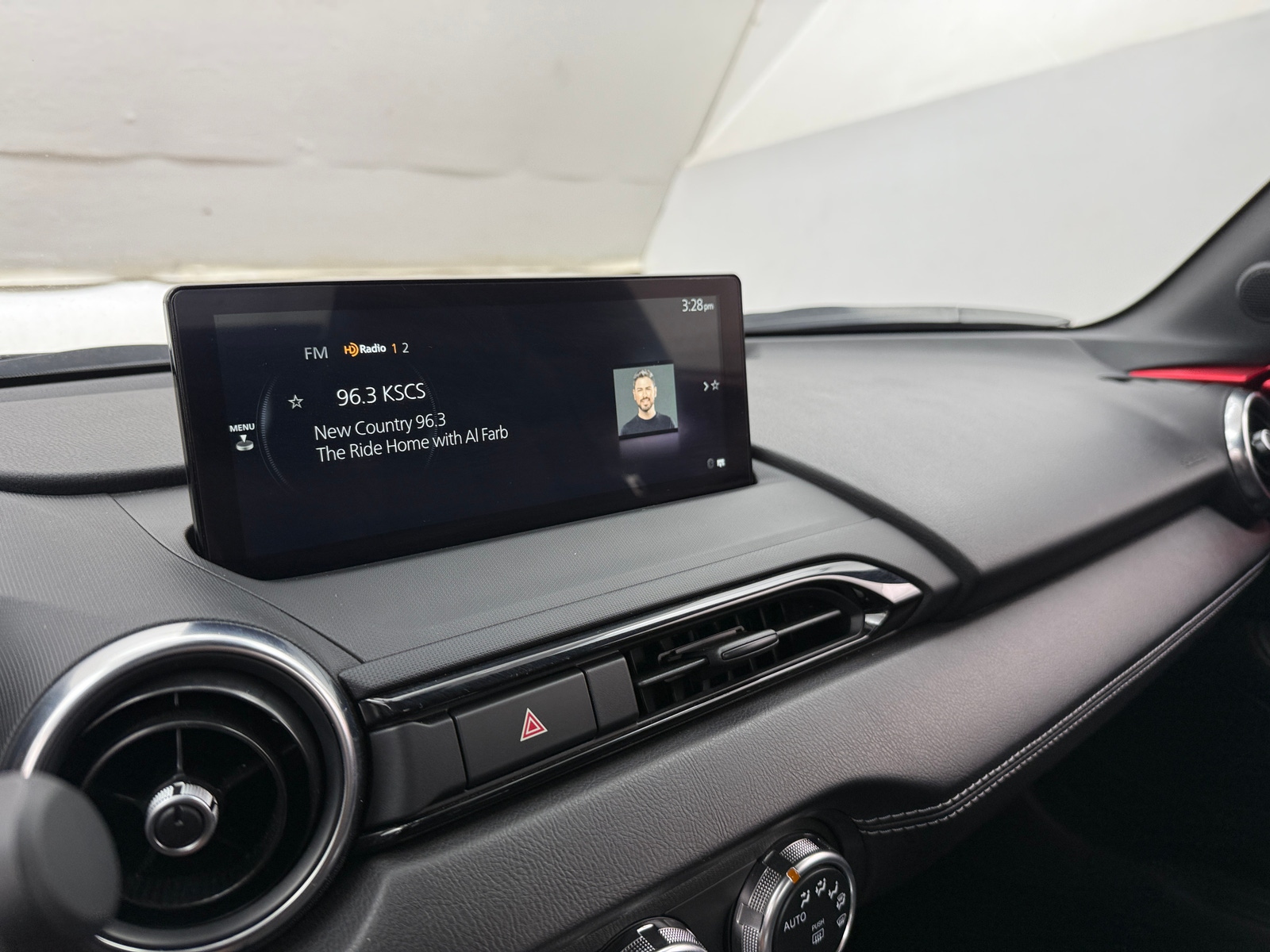 Thumbnail: 2024 Mazda MX-5 Miata - 3