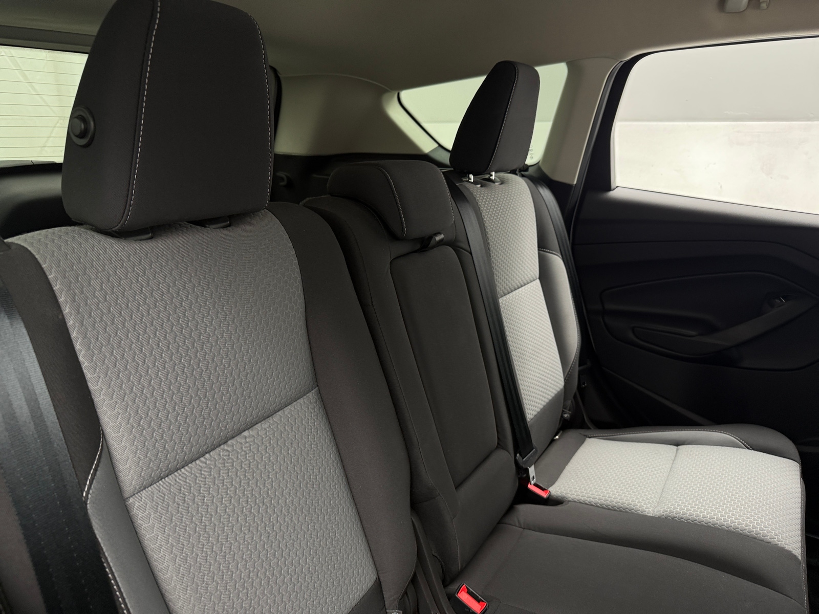 Thumbnail: 2019 Ford Escape - 6