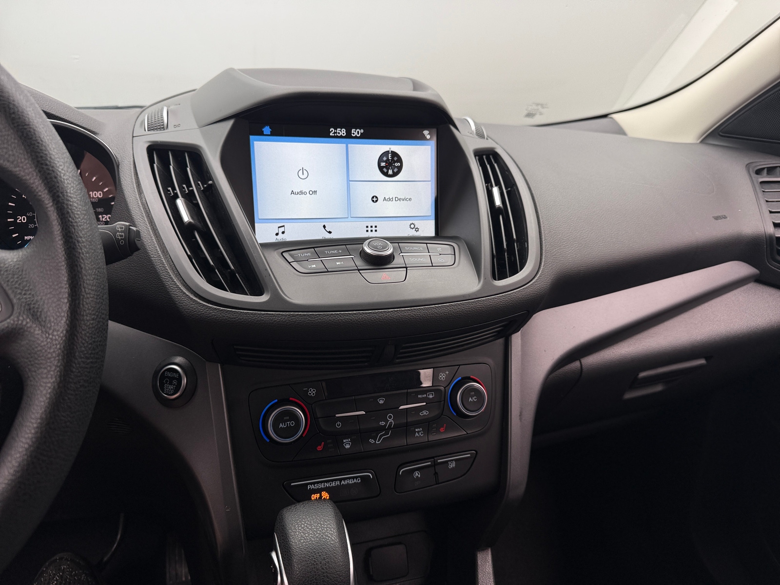 Thumbnail: 2019 Ford Escape - 4