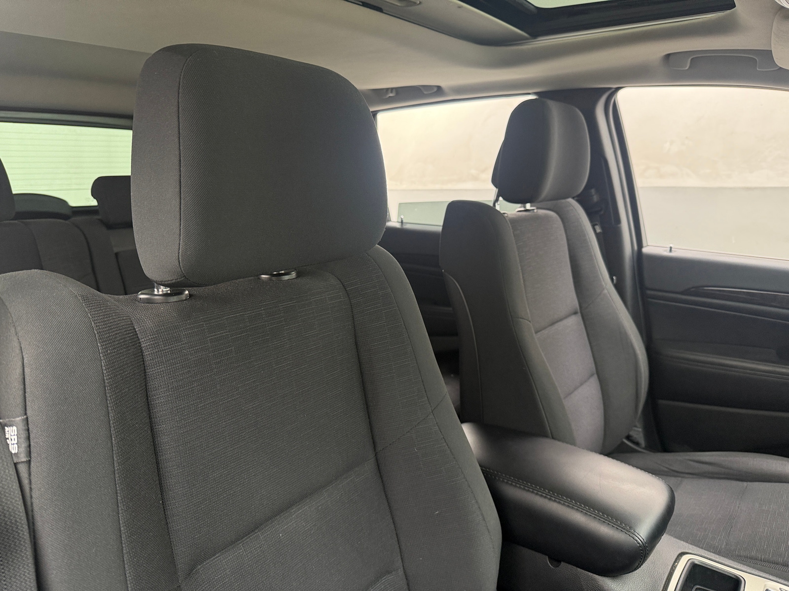 Thumbnail: 2012 Jeep Grand Cherokee - 2