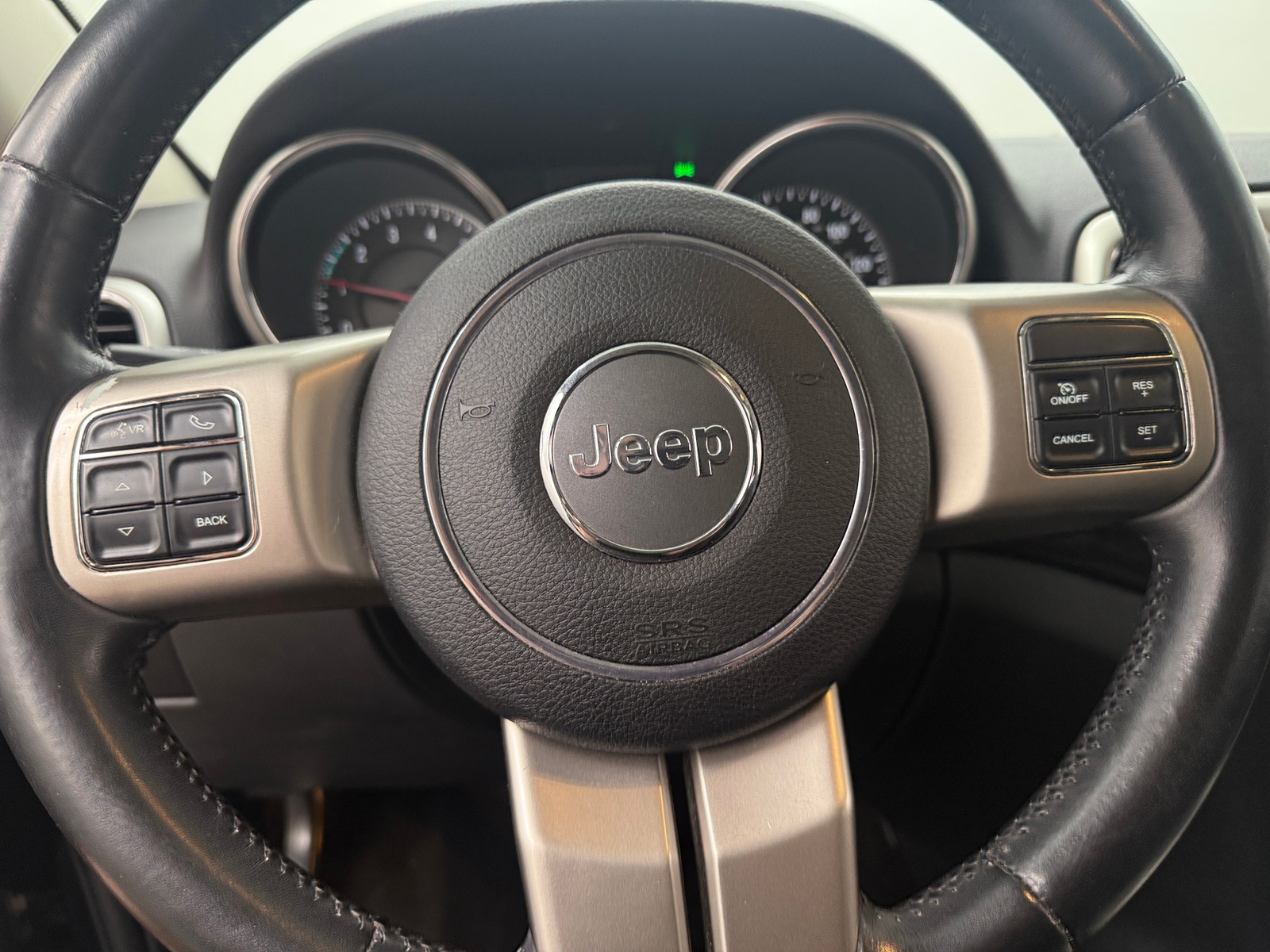 Thumbnail: 2012 Jeep Grand Cherokee - 5