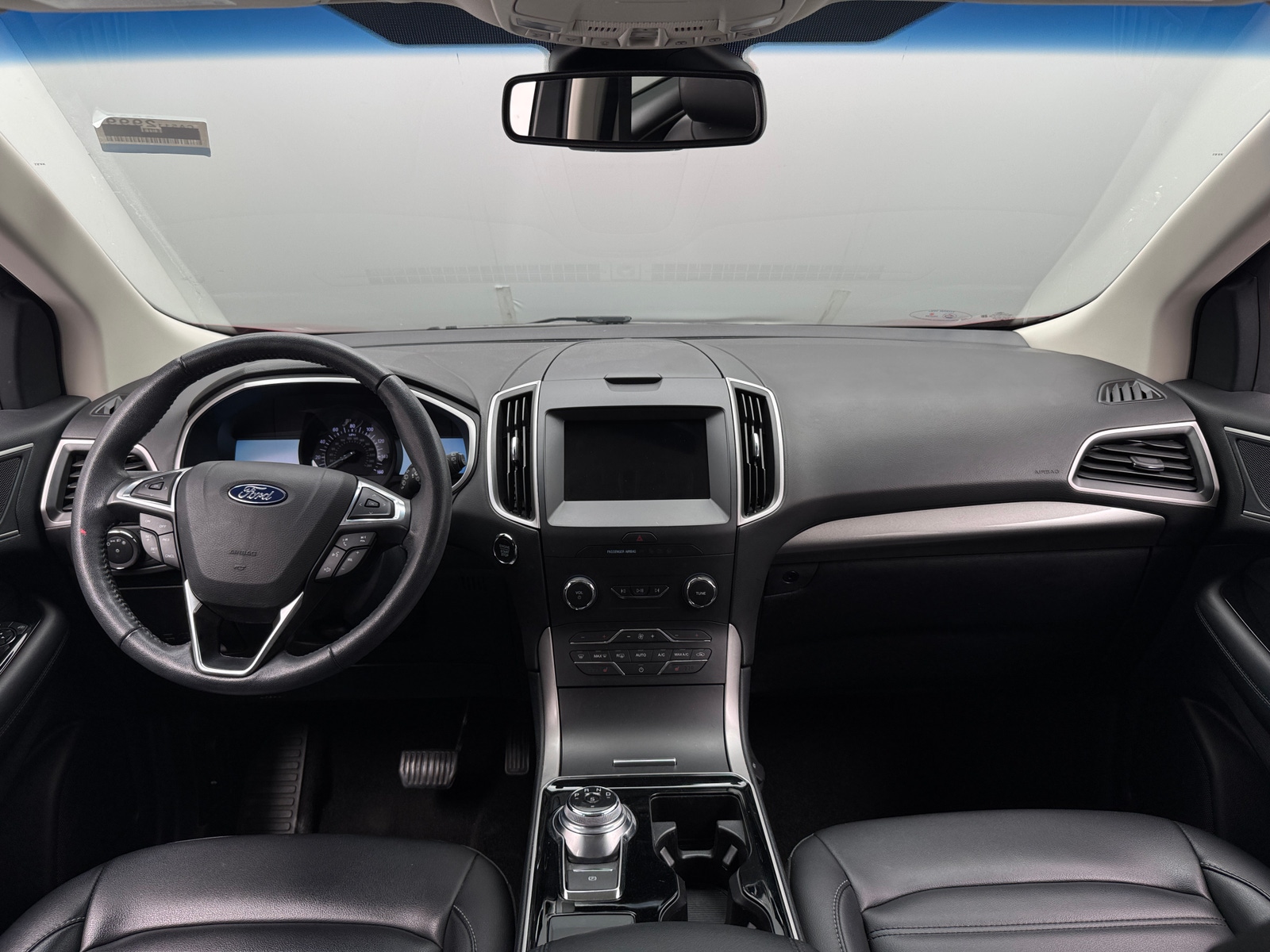 Thumbnail: 2019 Ford Edge - 2