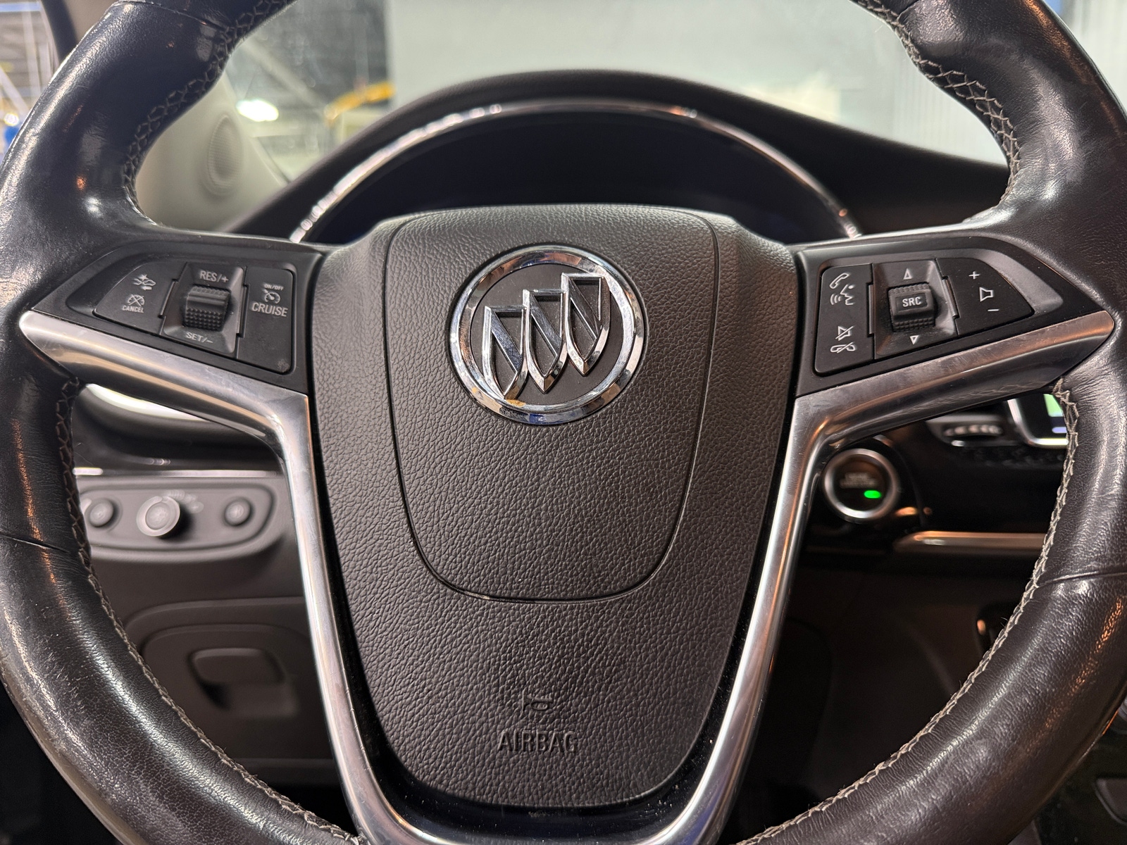 Thumbnail: 2018 Buick Encore - 4