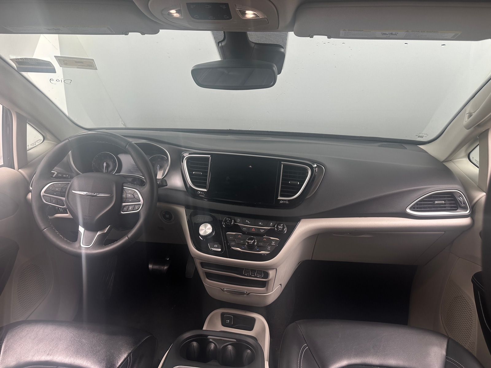 Thumbnail: 2023 Chrysler Pacifica - 2