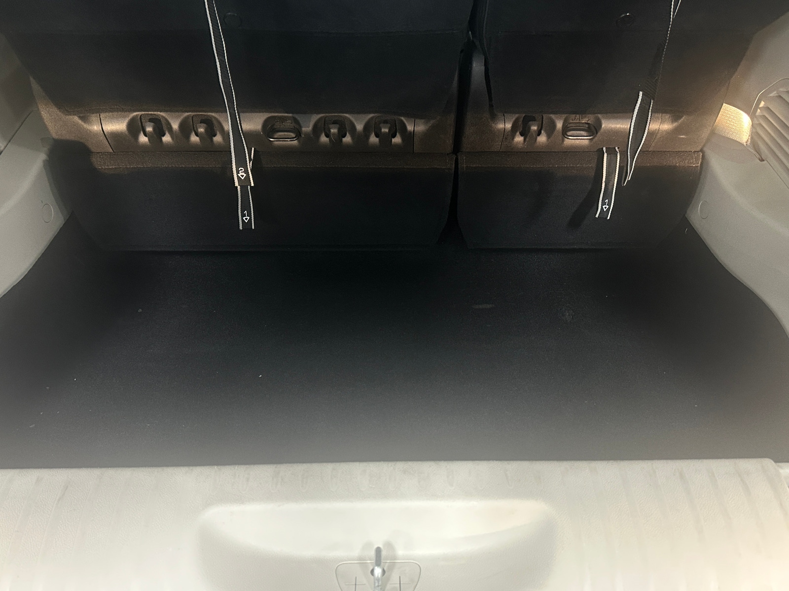 Thumbnail: 2023 Chrysler Pacifica - 6