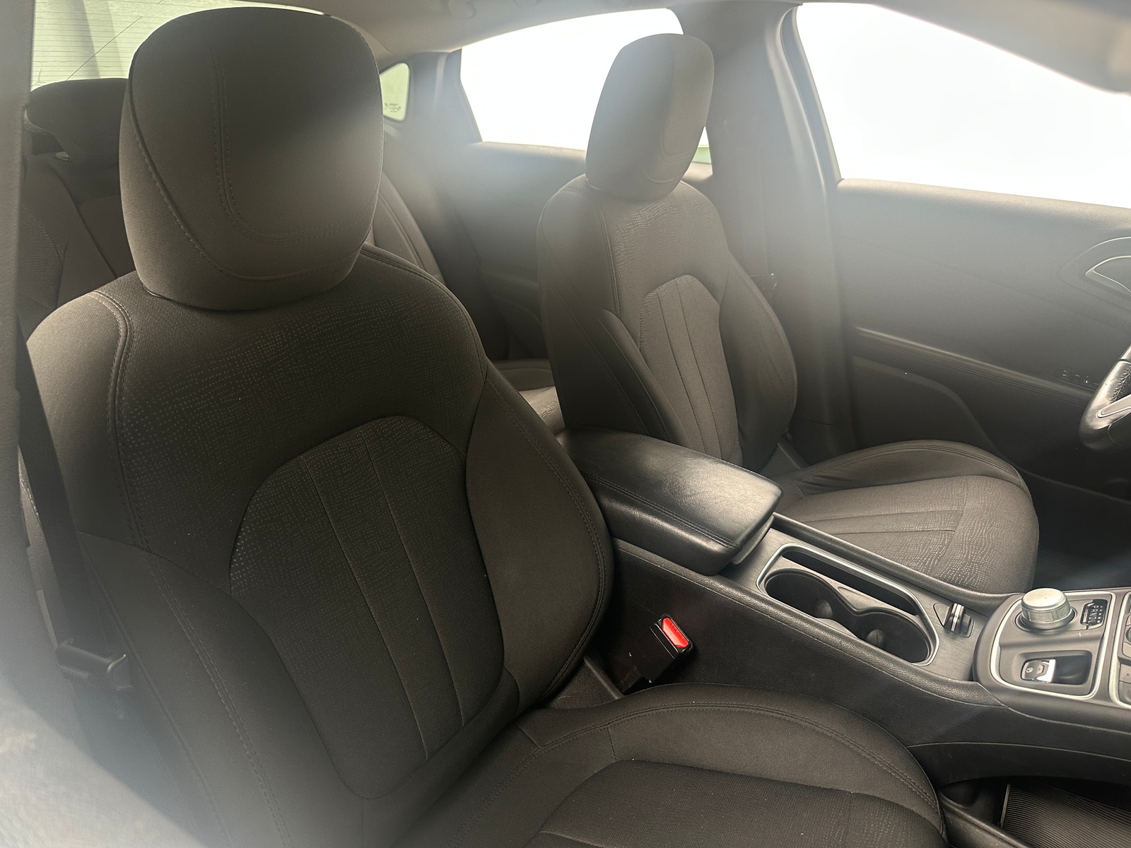 Thumbnail: 2015 Chrysler 200 - 2