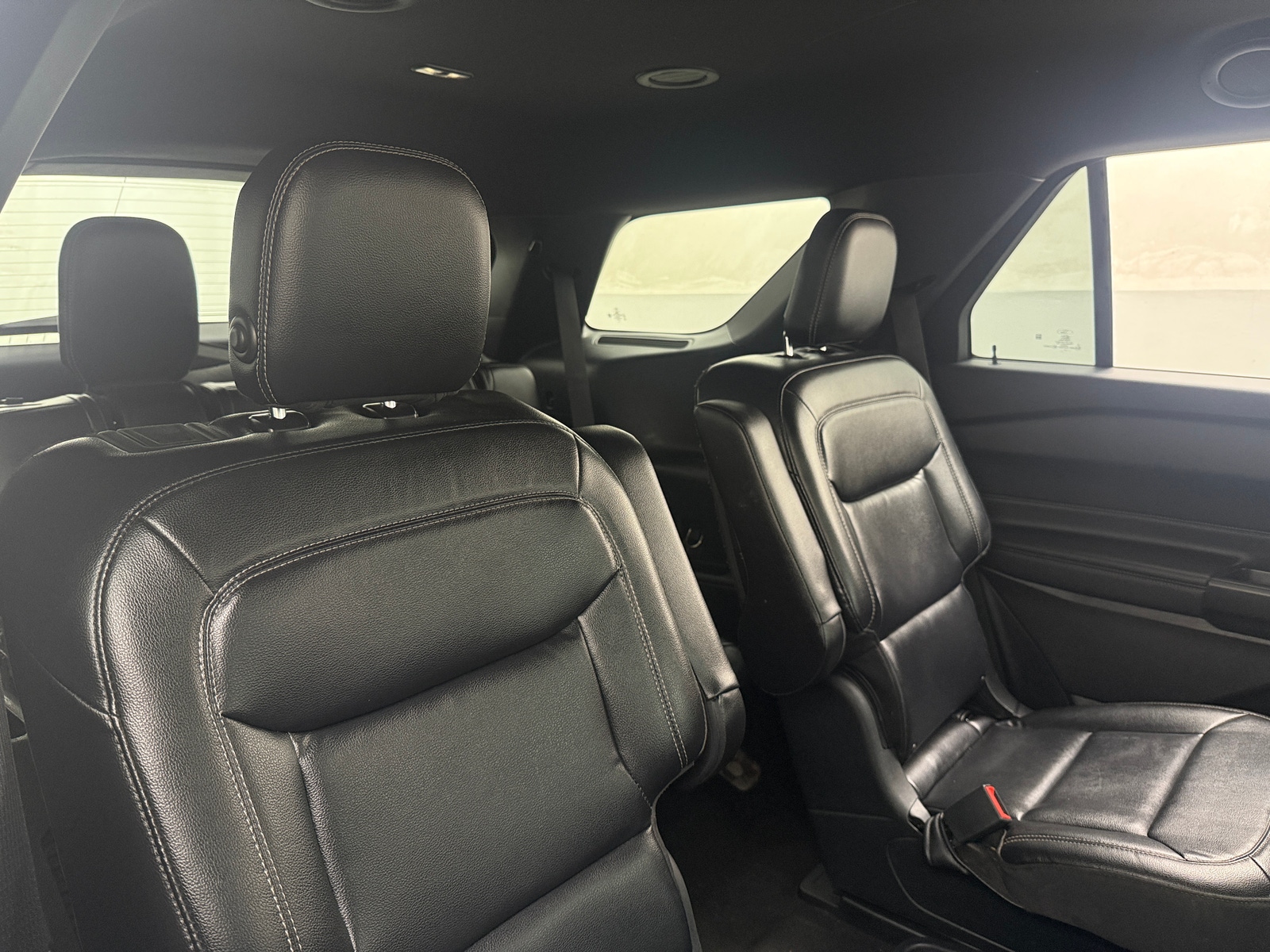 Thumbnail: 2020 Ford Explorer - 5