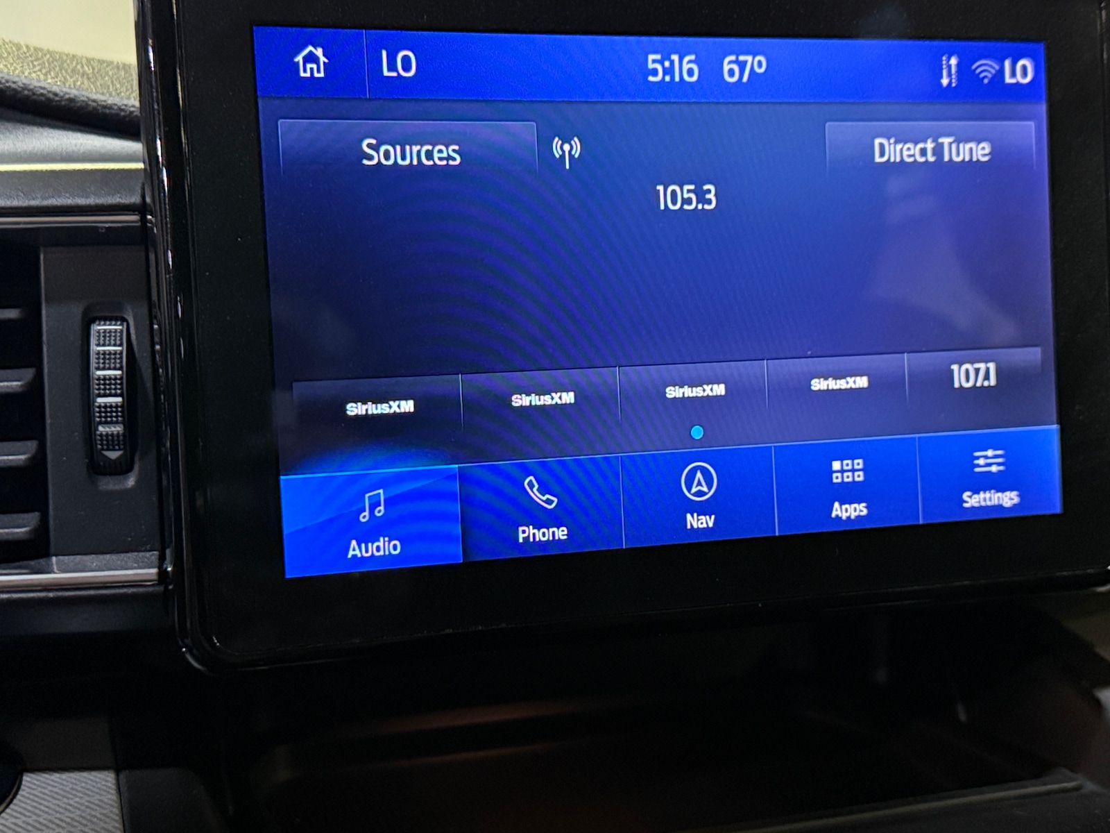Thumbnail: 2020 Ford Explorer - 3