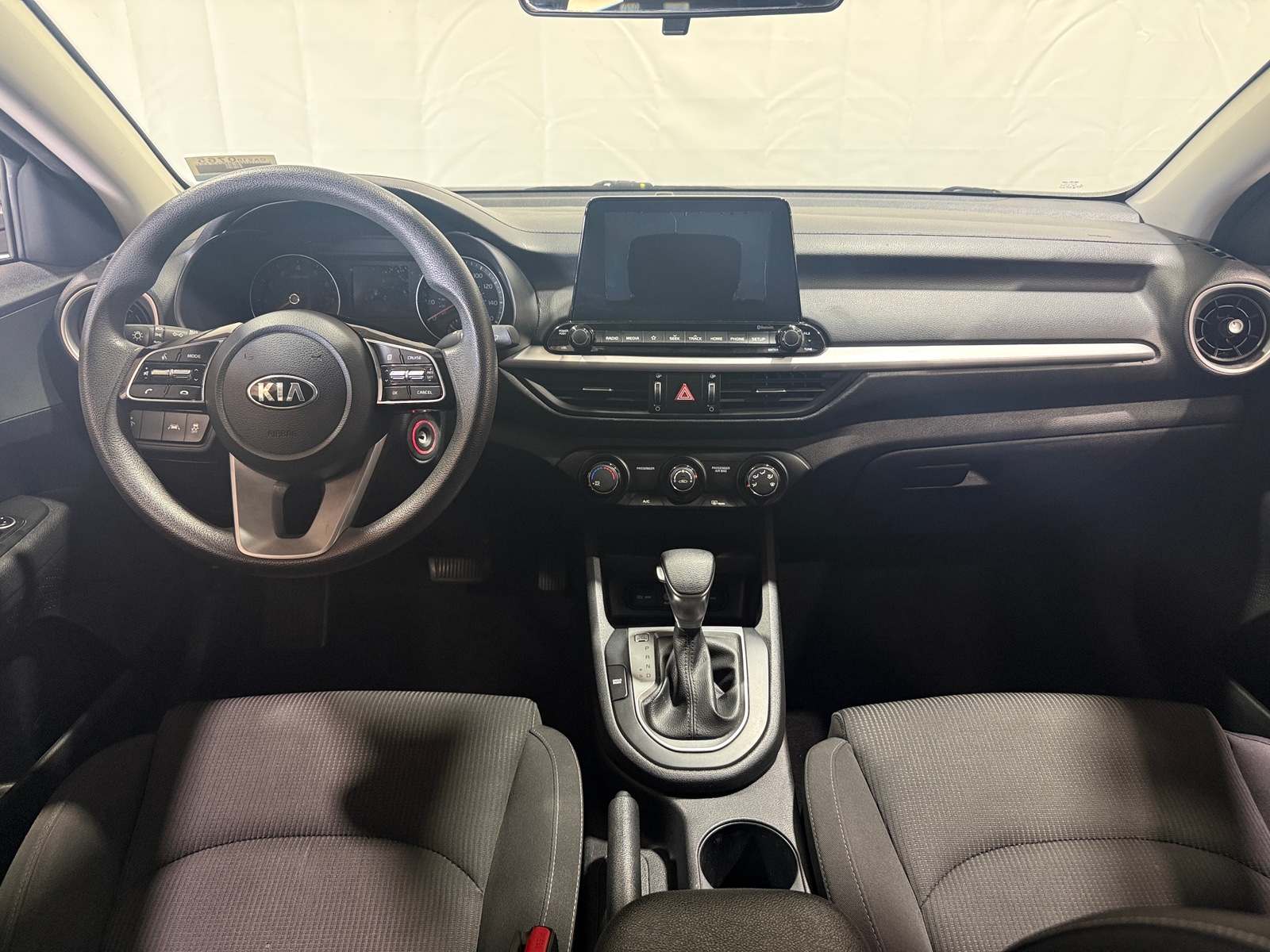 Thumbnail: 2020 Kia Forte - 3