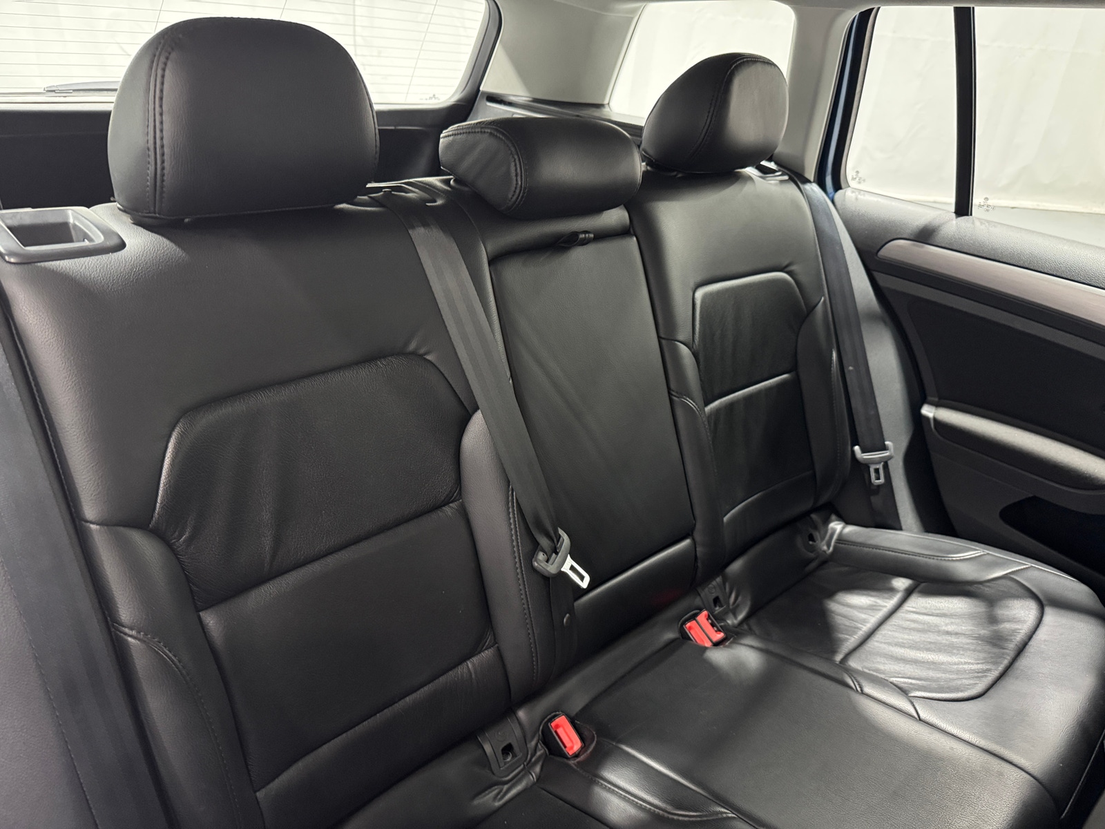 Thumbnail: 2017 Volkswagen e-Golf - 6