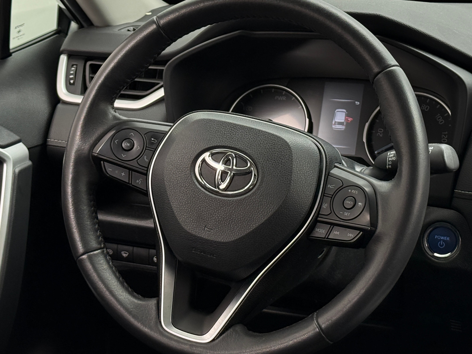 Thumbnail: 2022 Toyota RAV4 - 4