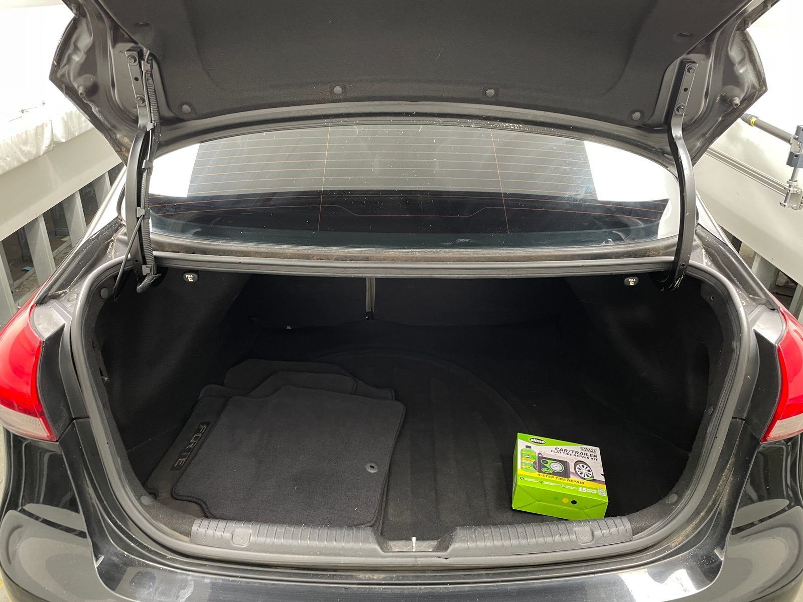 Thumbnail: 2017 Kia Forte - 7