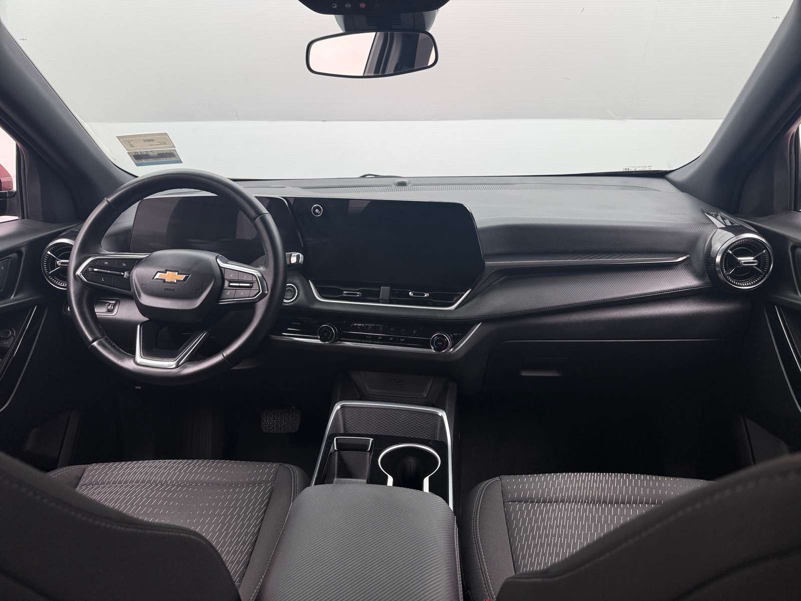 Thumbnail: 2025 Chevrolet Equinox - 3