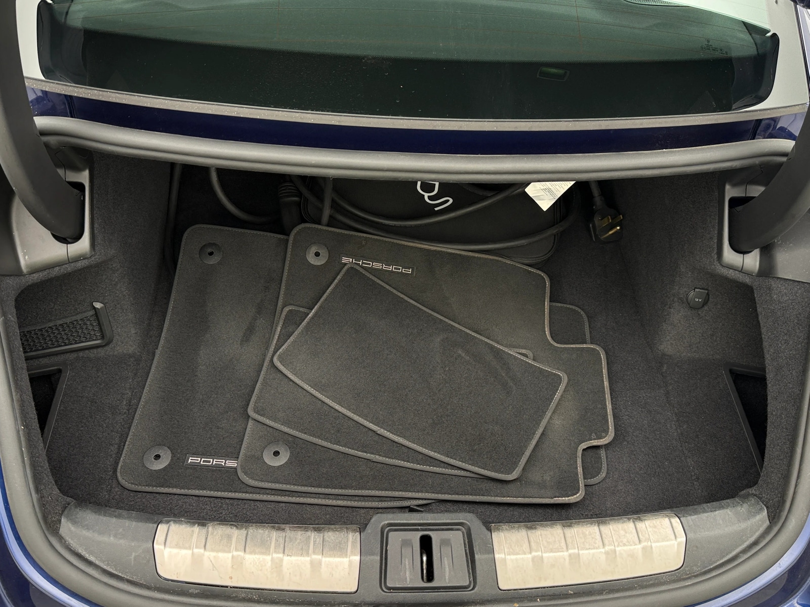 Thumbnail: 2020 Porsche Taycan - 6