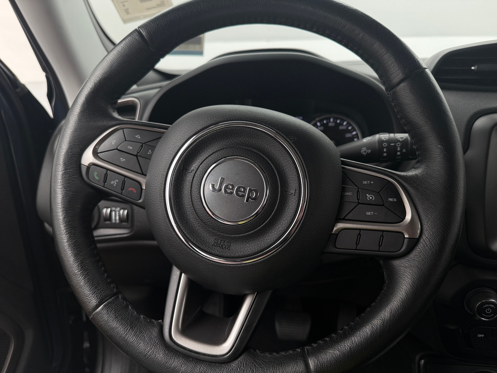 Thumbnail: 2022 Jeep Renegade - 4
