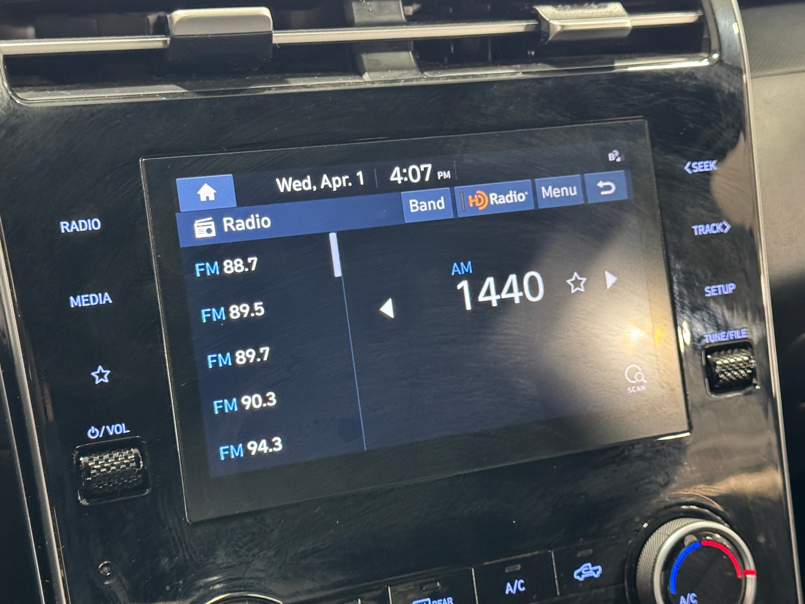 Thumbnail: 2023 Hyundai Santa Cruz - 4