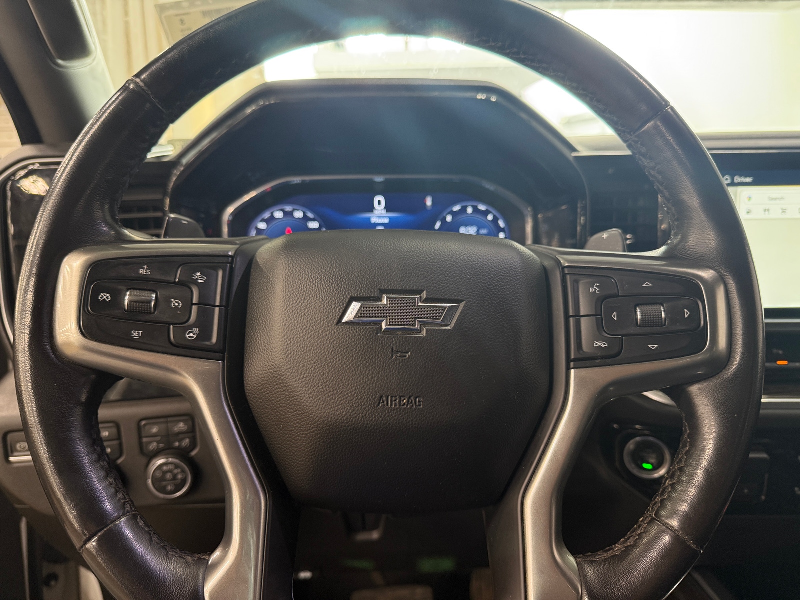 Thumbnail: 2022 Chevrolet Silverado 1500 - 5