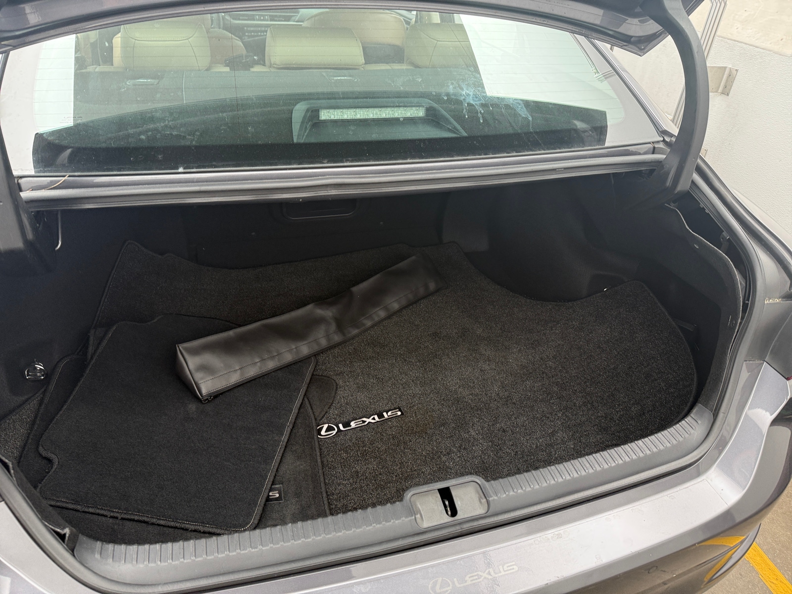 Thumbnail: 2019 Lexus ES - 7