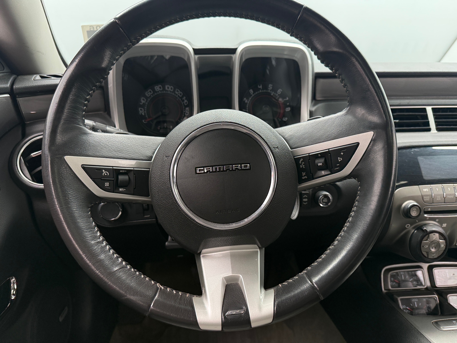 Thumbnail: 2011 Chevrolet Camaro - 3