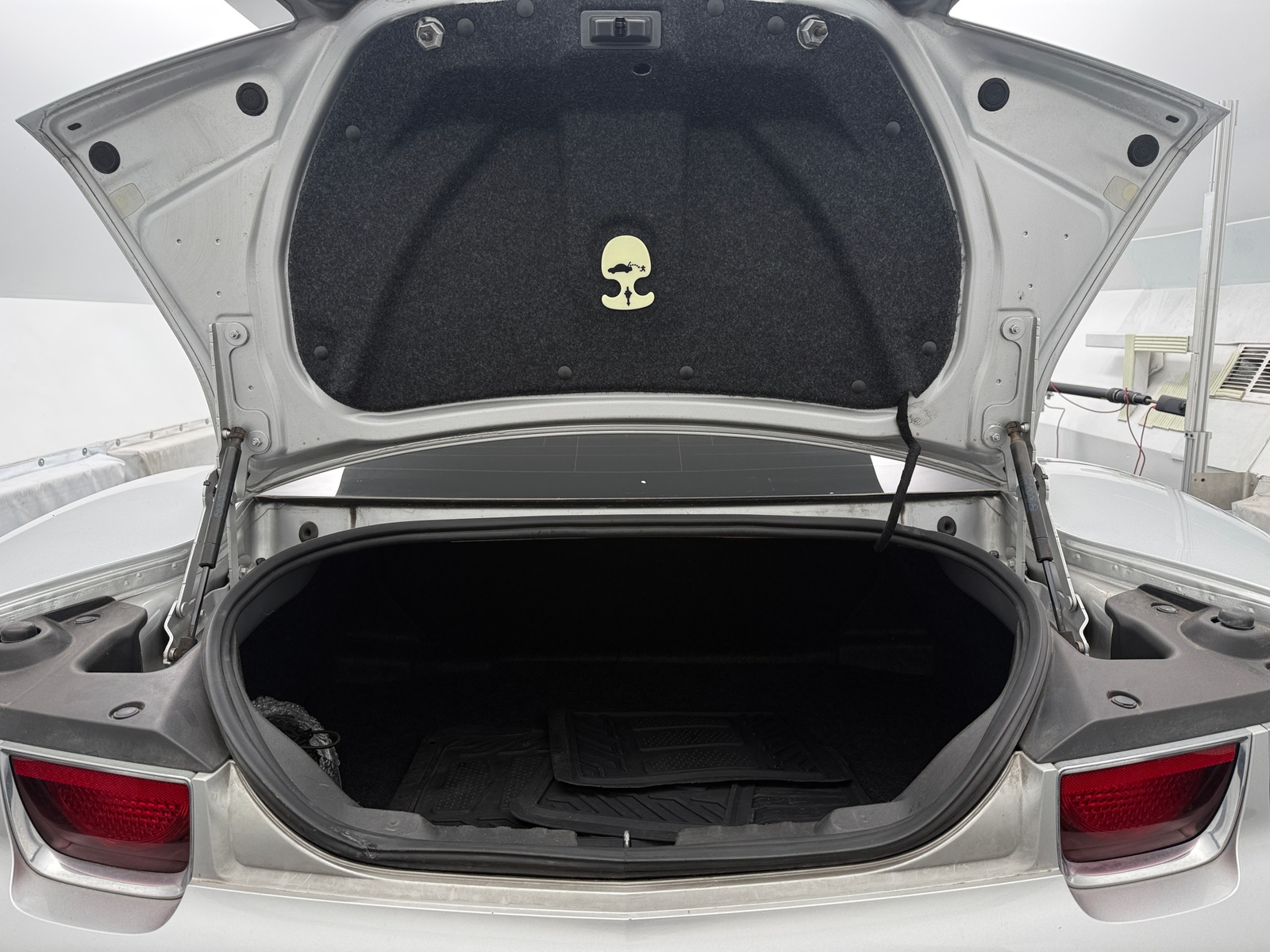 Thumbnail: 2011 Chevrolet Camaro - 4