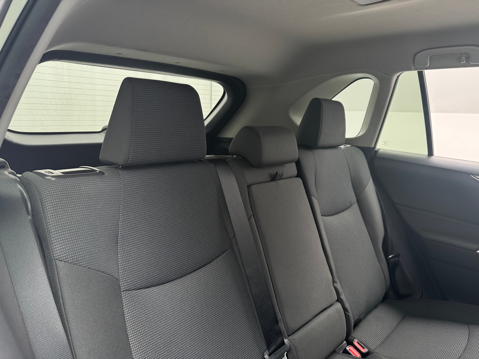 Thumbnail: 2022 Toyota RAV4 - 6