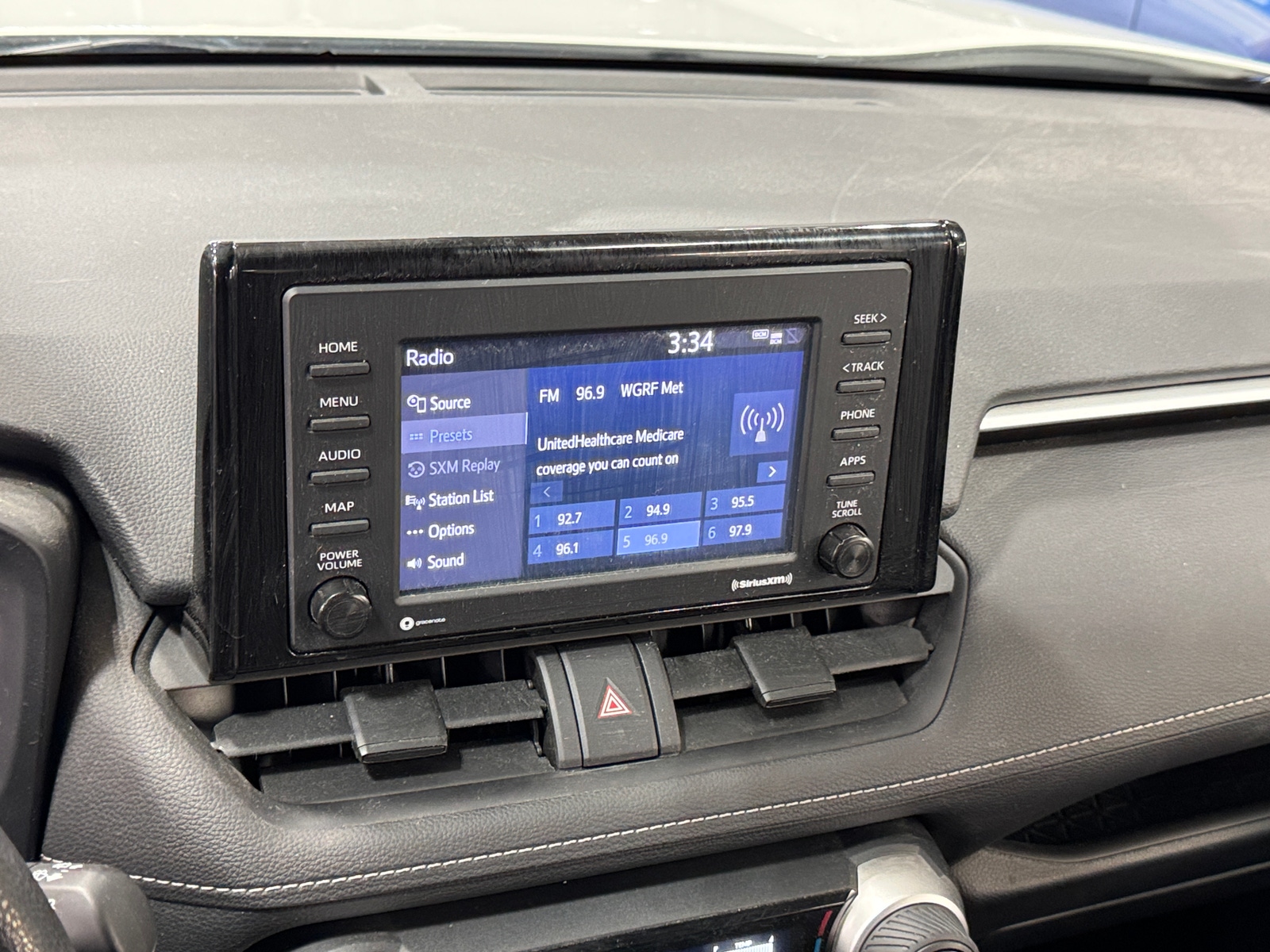 Thumbnail: 2022 Toyota RAV4 - 4