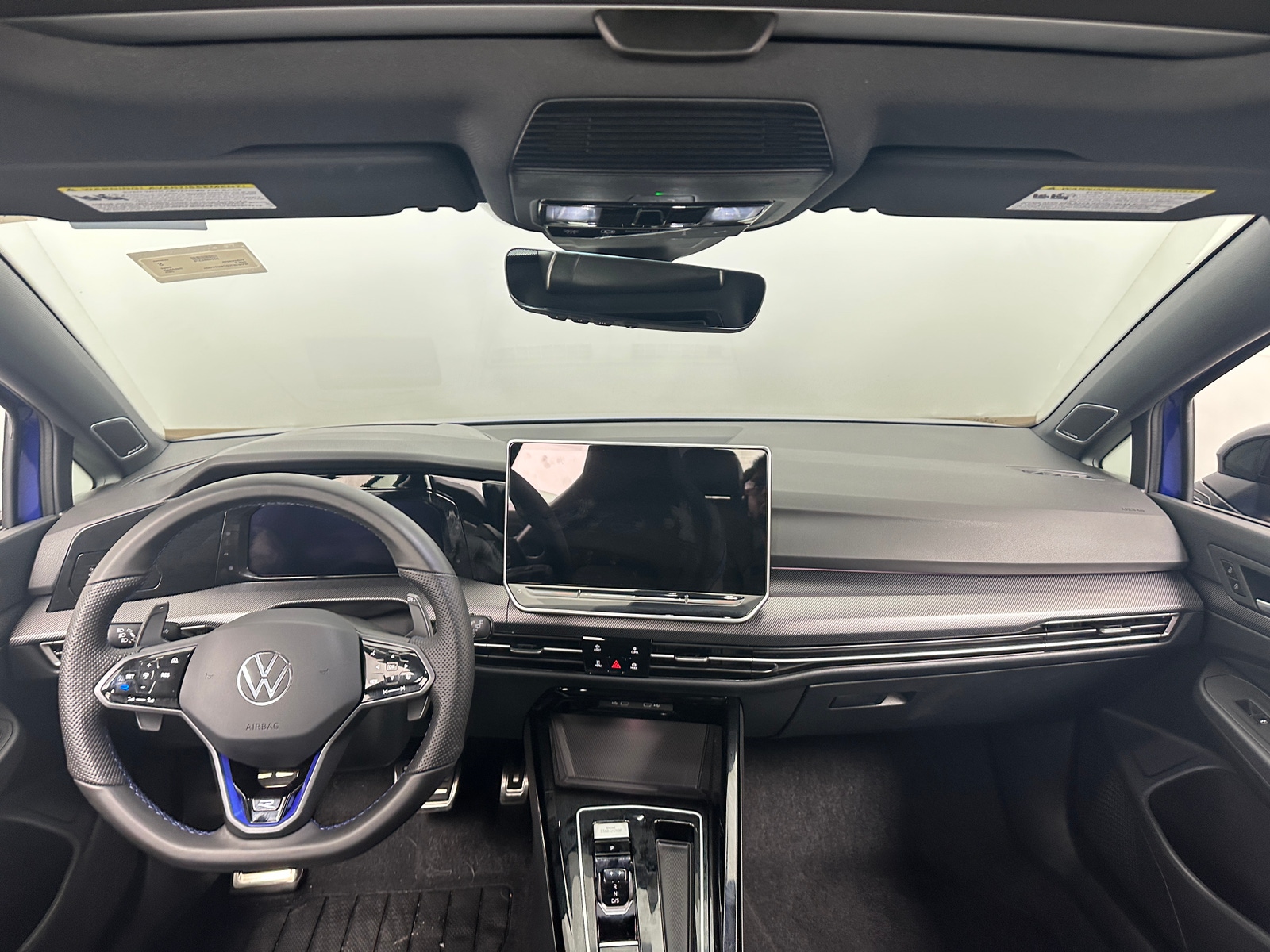 Thumbnail: 2025 Volkswagen Golf - 2