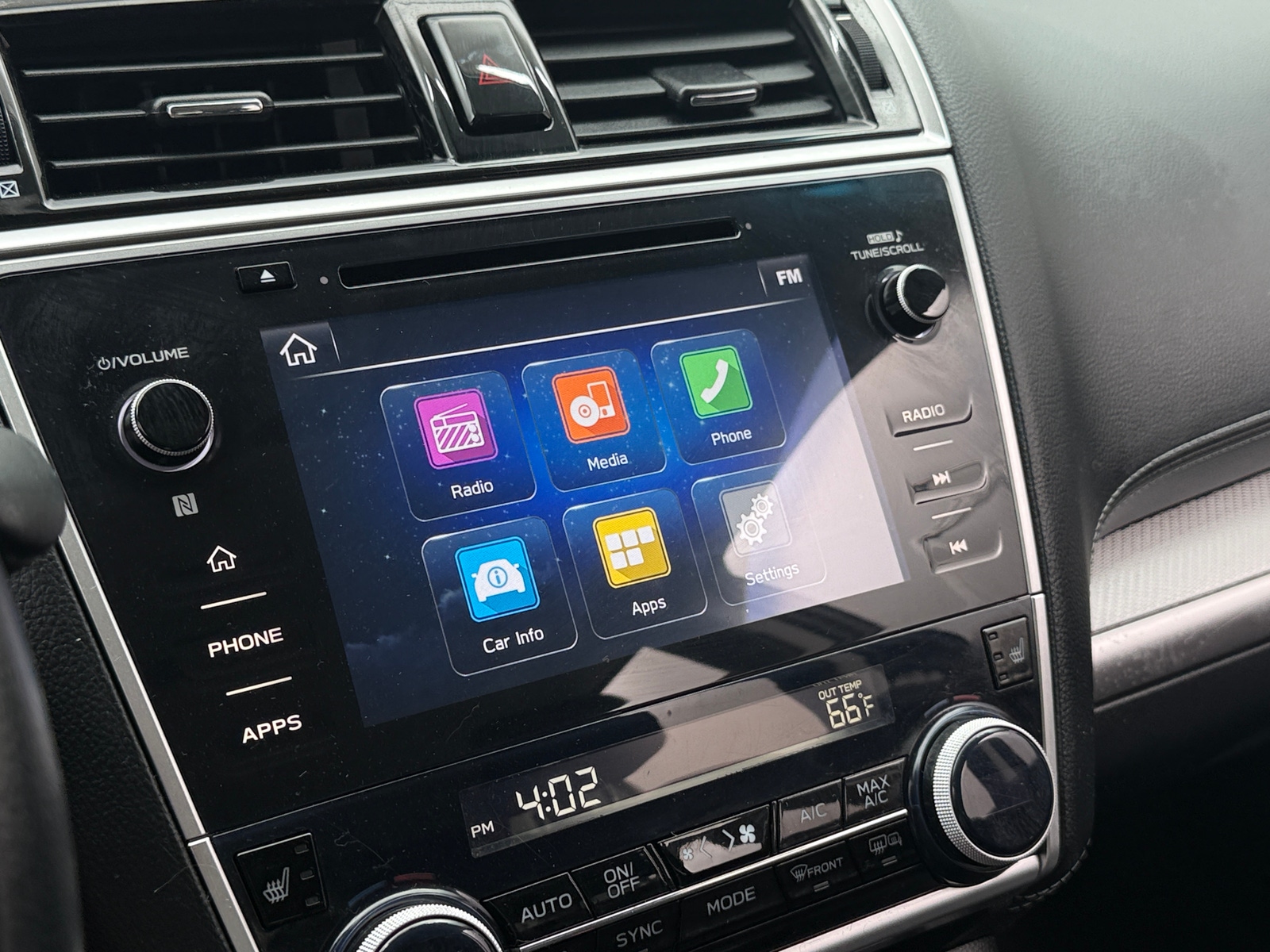 Thumbnail: 2018 Subaru Outback - 4