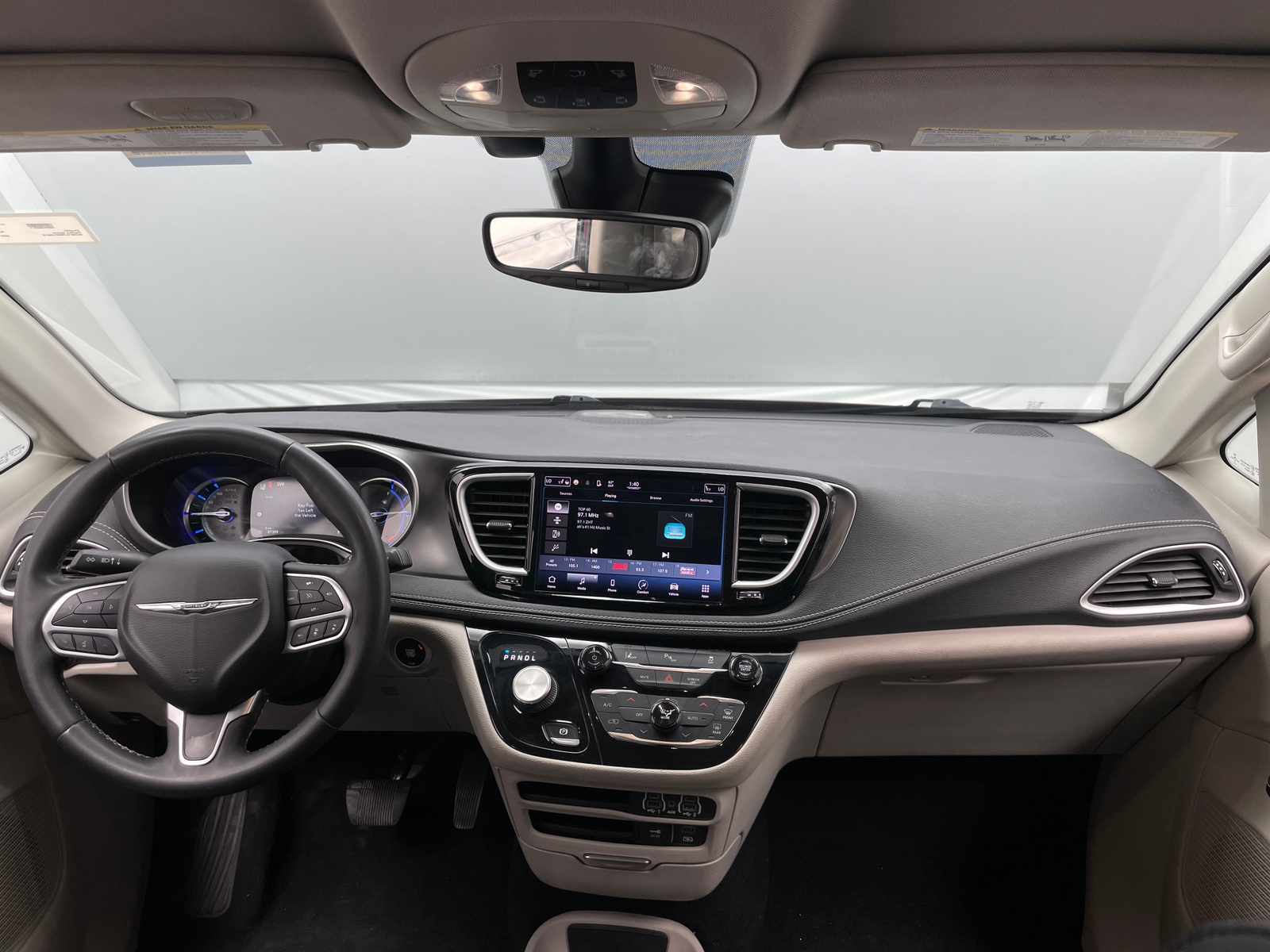 Thumbnail: 2022 Chrysler Pacifica - 2